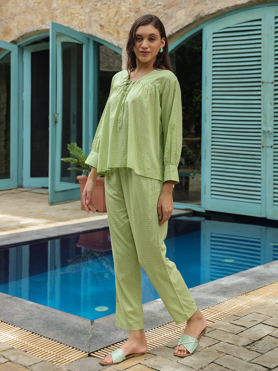 Green Solid Print Night Suit for Women