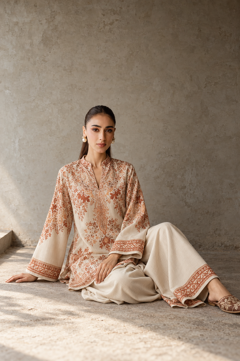 Peach Imperial Mandarin Neck Paisley Printed Tunic & Farshi Salwar Co-Ord Set
