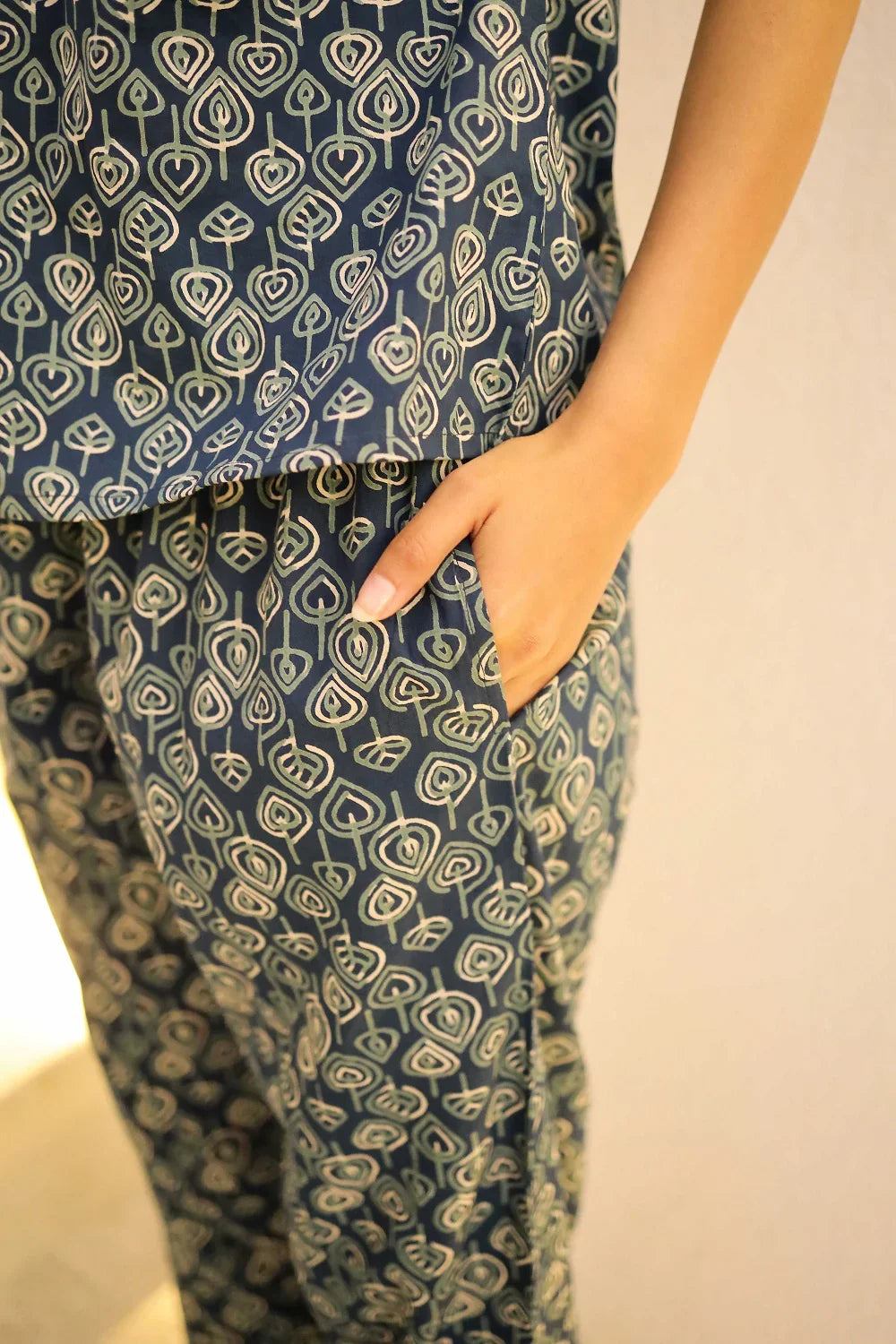 Spruce Printed Pure Cotton Night suit - SanskrutiHomes