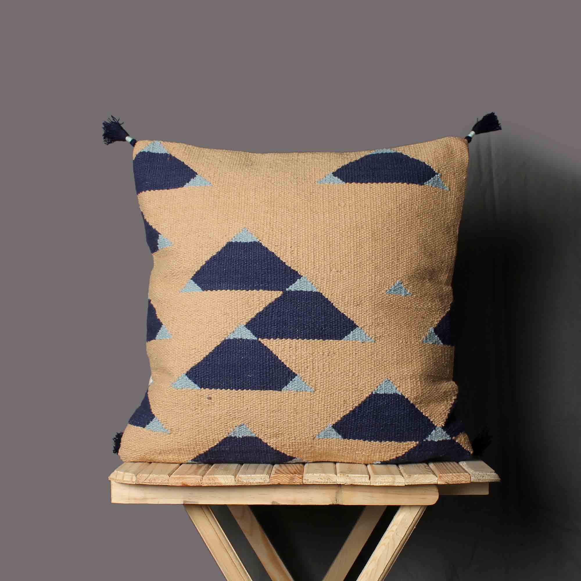 Multi-color Set of 4 Cushion Covers with tassals.