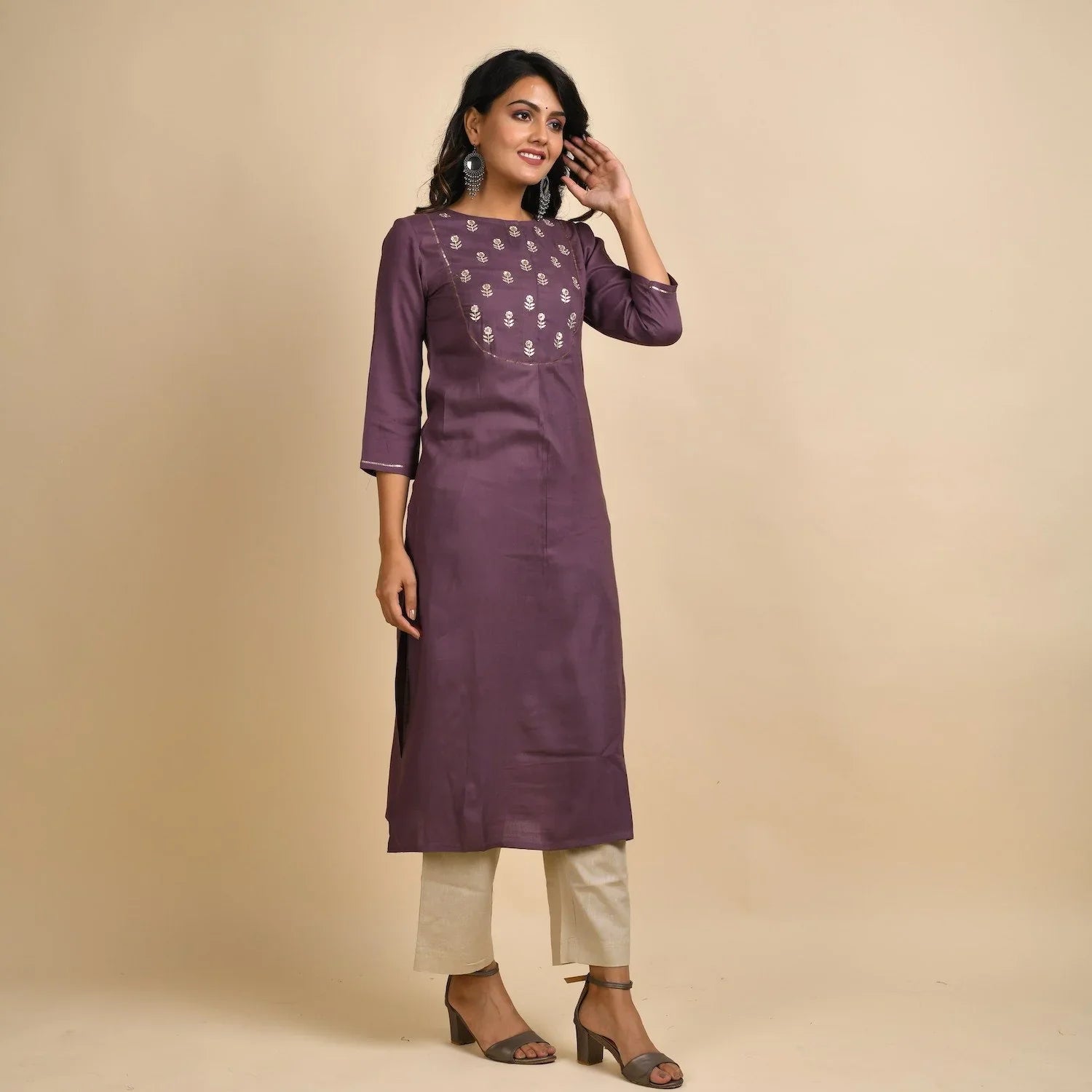 Rangdeep Women Rayon Embroidered Mauve Straight Kurti