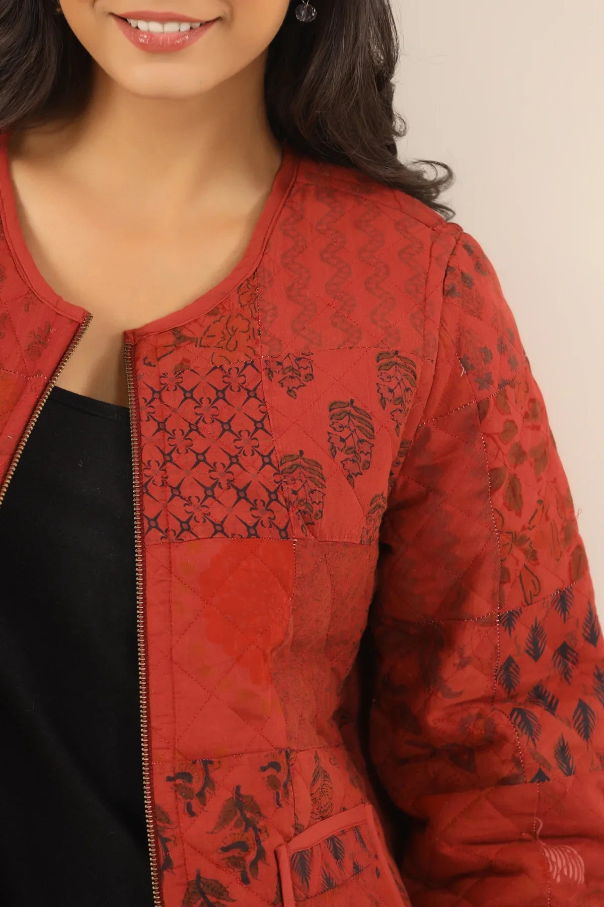 Printed women quilted jacket - SanskrutiHomes