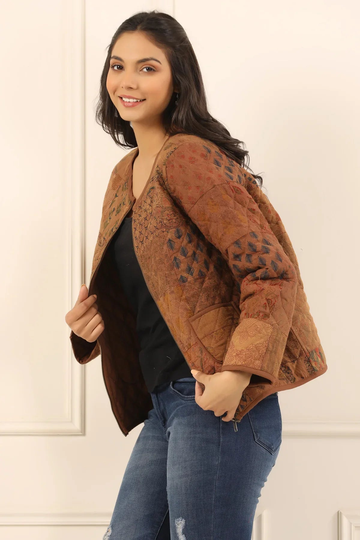 Printed women quilted jacket - SanskrutiHomes