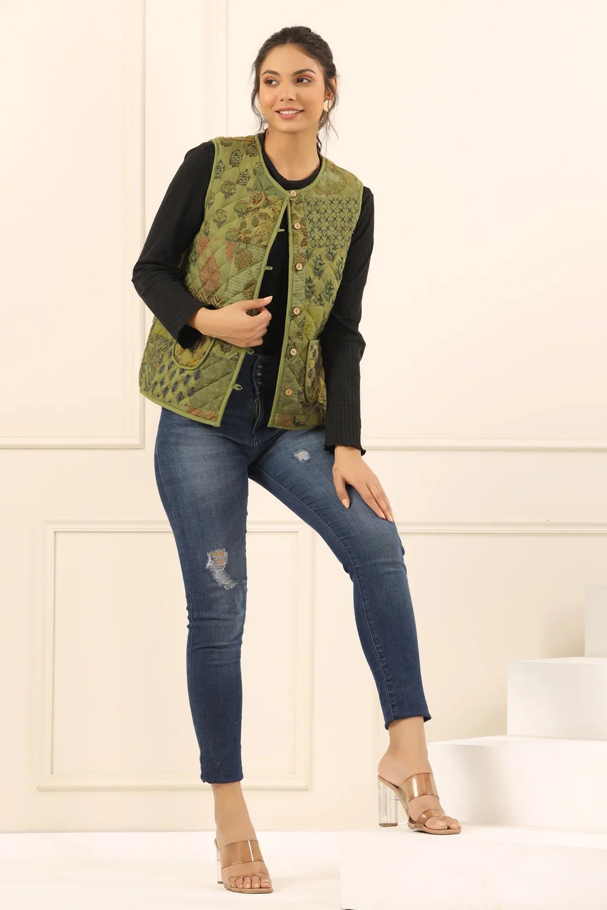 Printed women quilted jacket - SanskrutiHomes