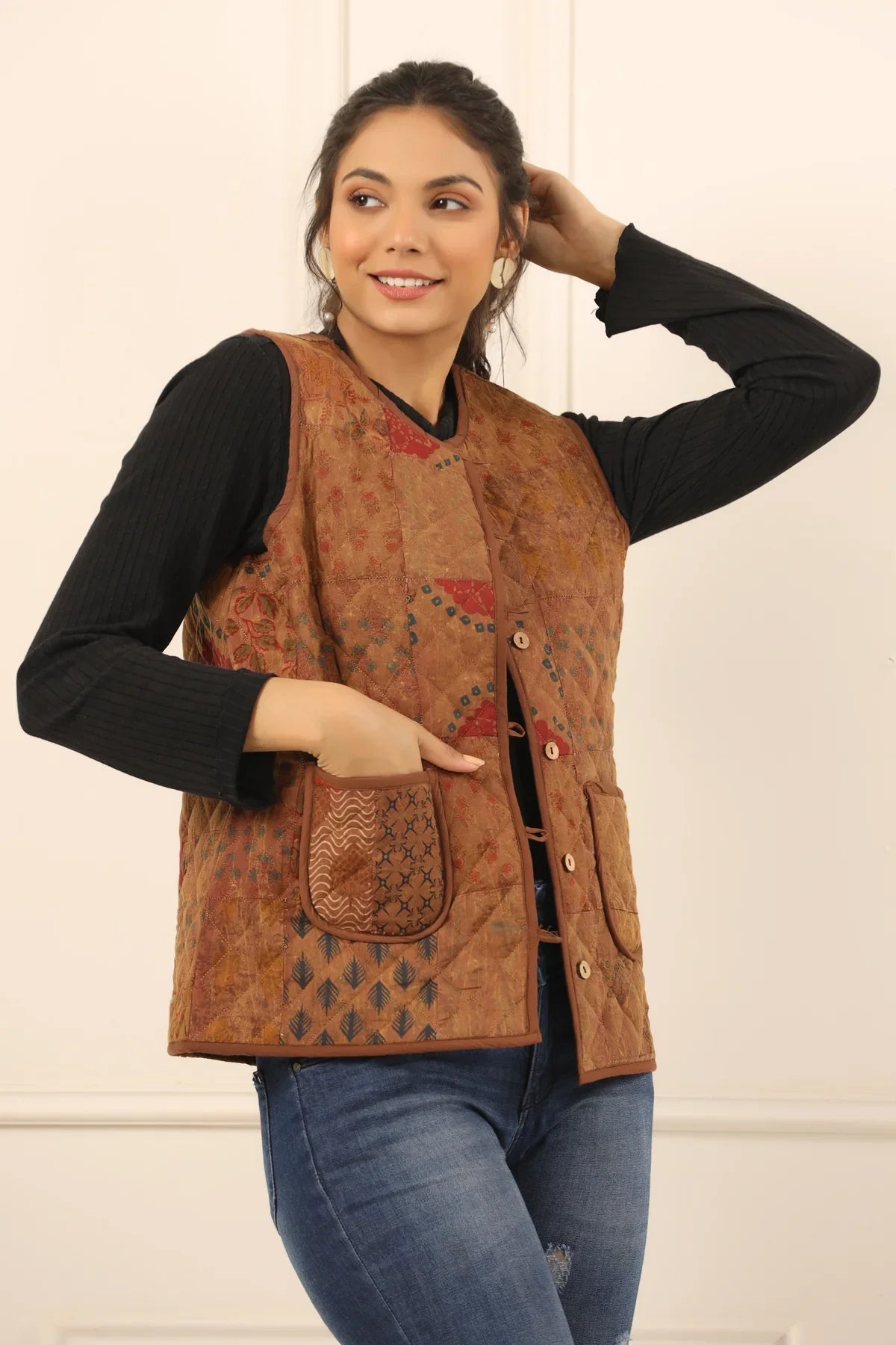 Printed women quilted jacket - SanskrutiHomes
