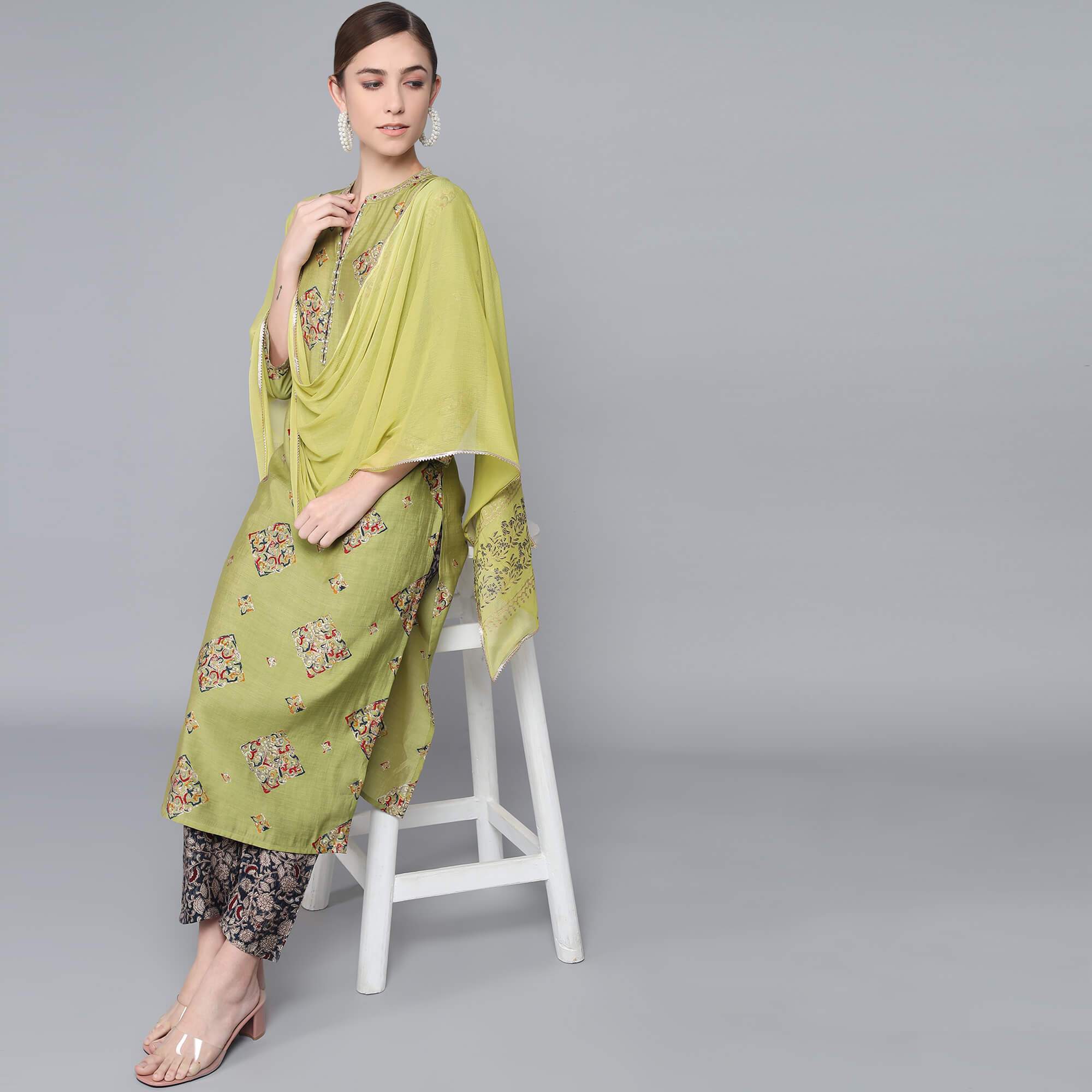 GREEN MUSLIN WOMEN'S KURTA PAJAMA DUPATTA SET muslin kurta Rangdeep-Fashions