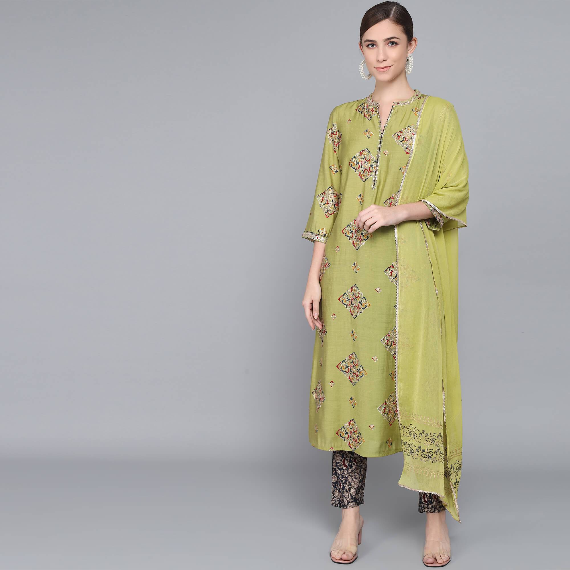 GREEN MUSLIN WOMEN'S KURTA PAJAMA DUPATTA SET muslin kurta Rangdeep-Fashions