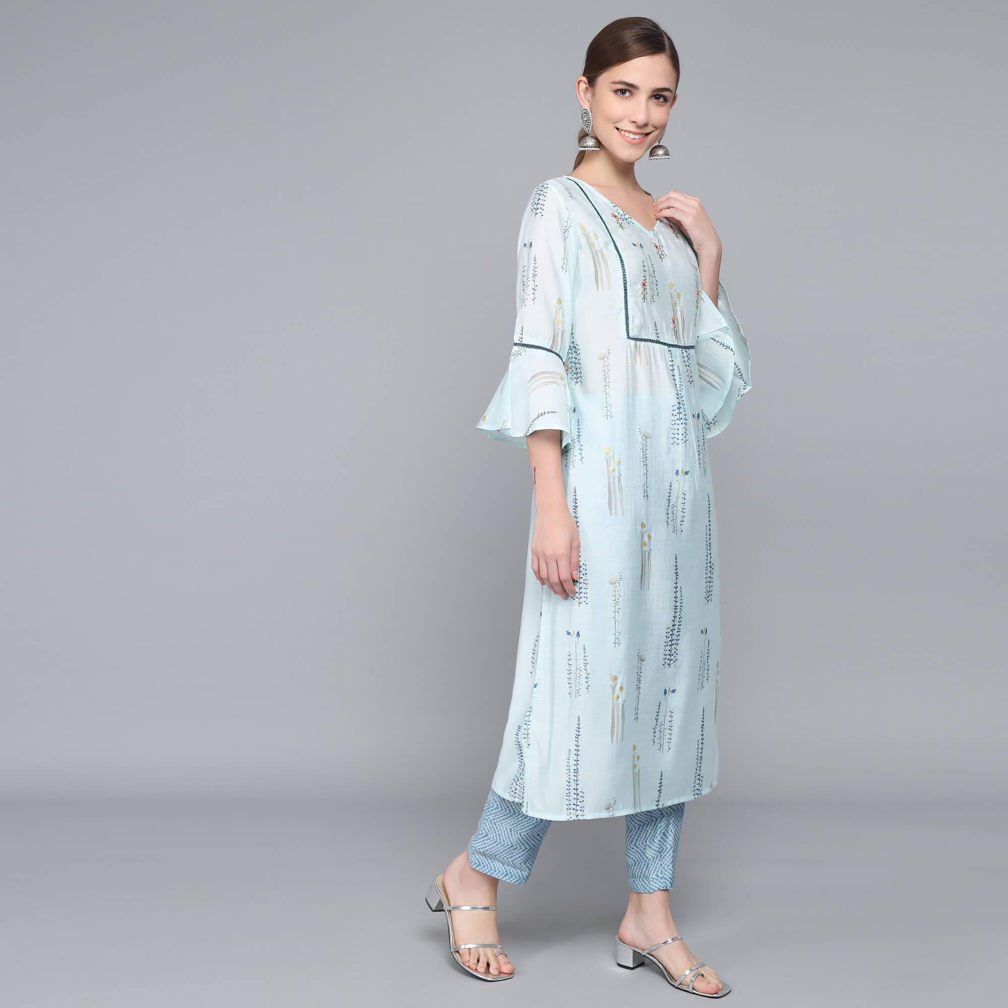 SKY BLUE MUSLIN WOMEN'S KURTA PAJAMA DUPATTA SET muslin kurta Rangdeep-Fashions