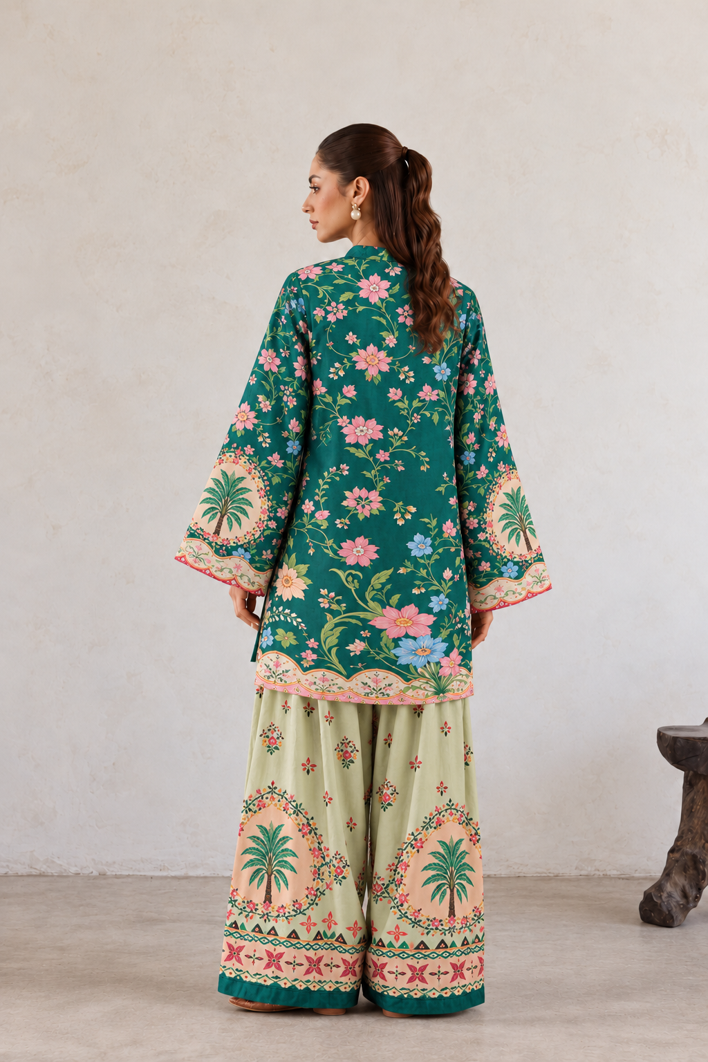 Emerald Green Floral Oasis V-Neck Farshi Salwar Suit Co-ord Set For Women