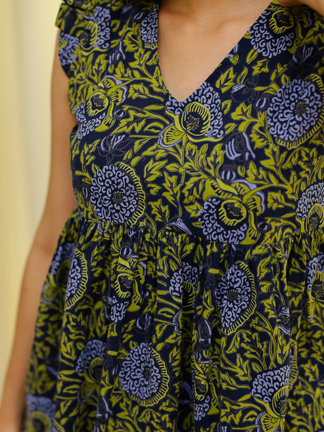 Green & Navy Blue Cut Sleeves Loungewear Set