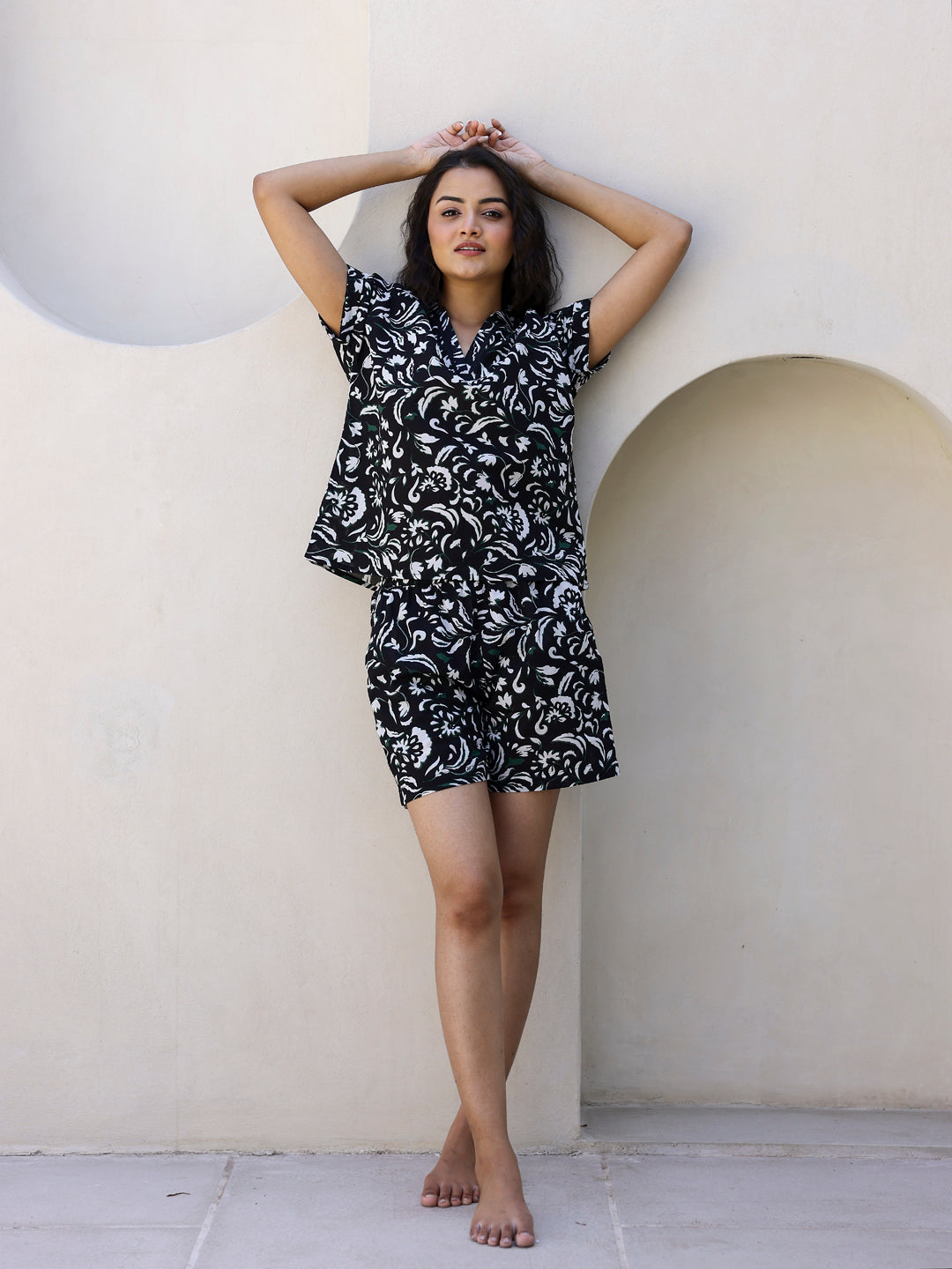 Black & White Cotton Shorts Night Wear Set - SanskrutiHomes 