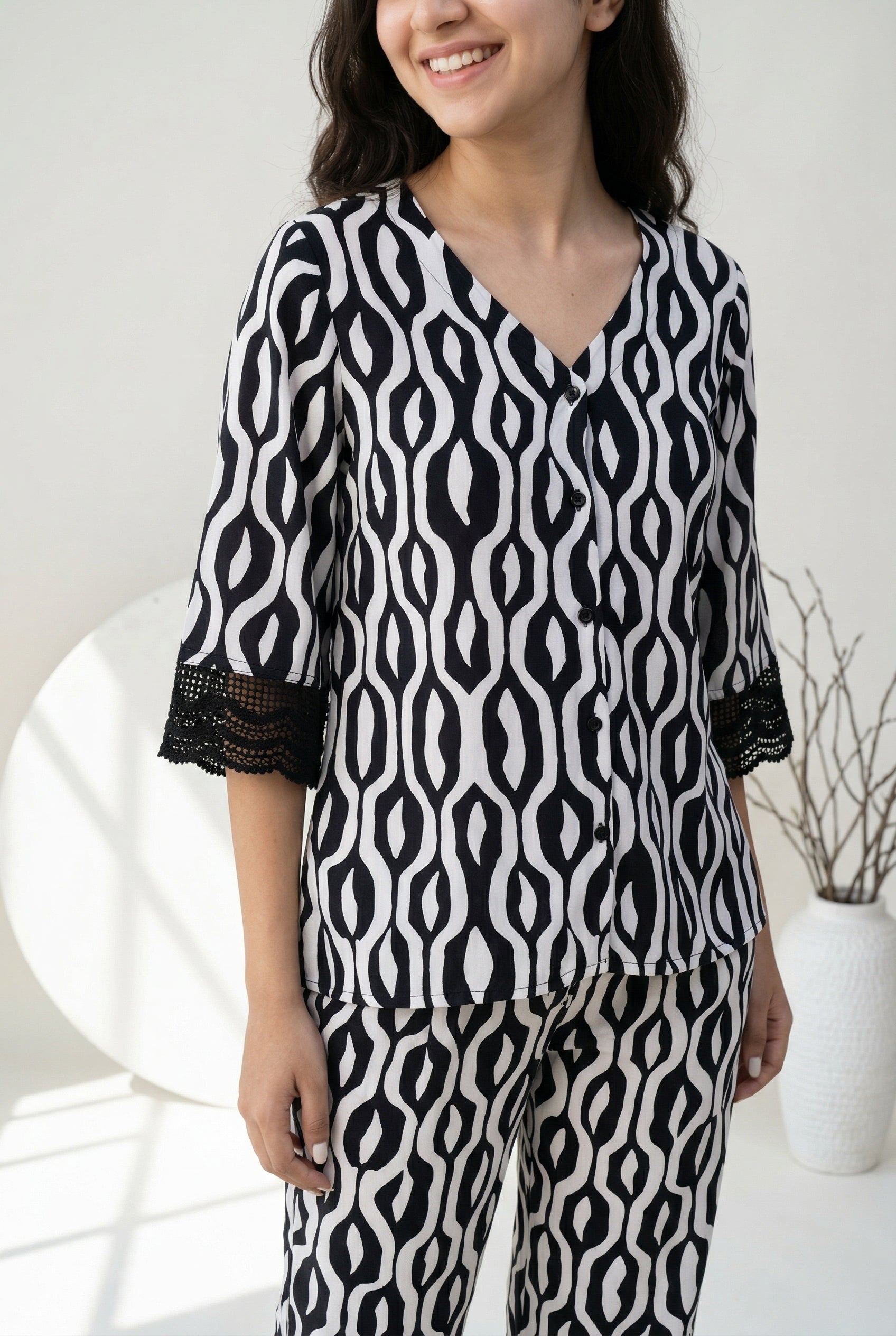 Black V-Neck Geometric Print Cotton Night Suit Fr Women
