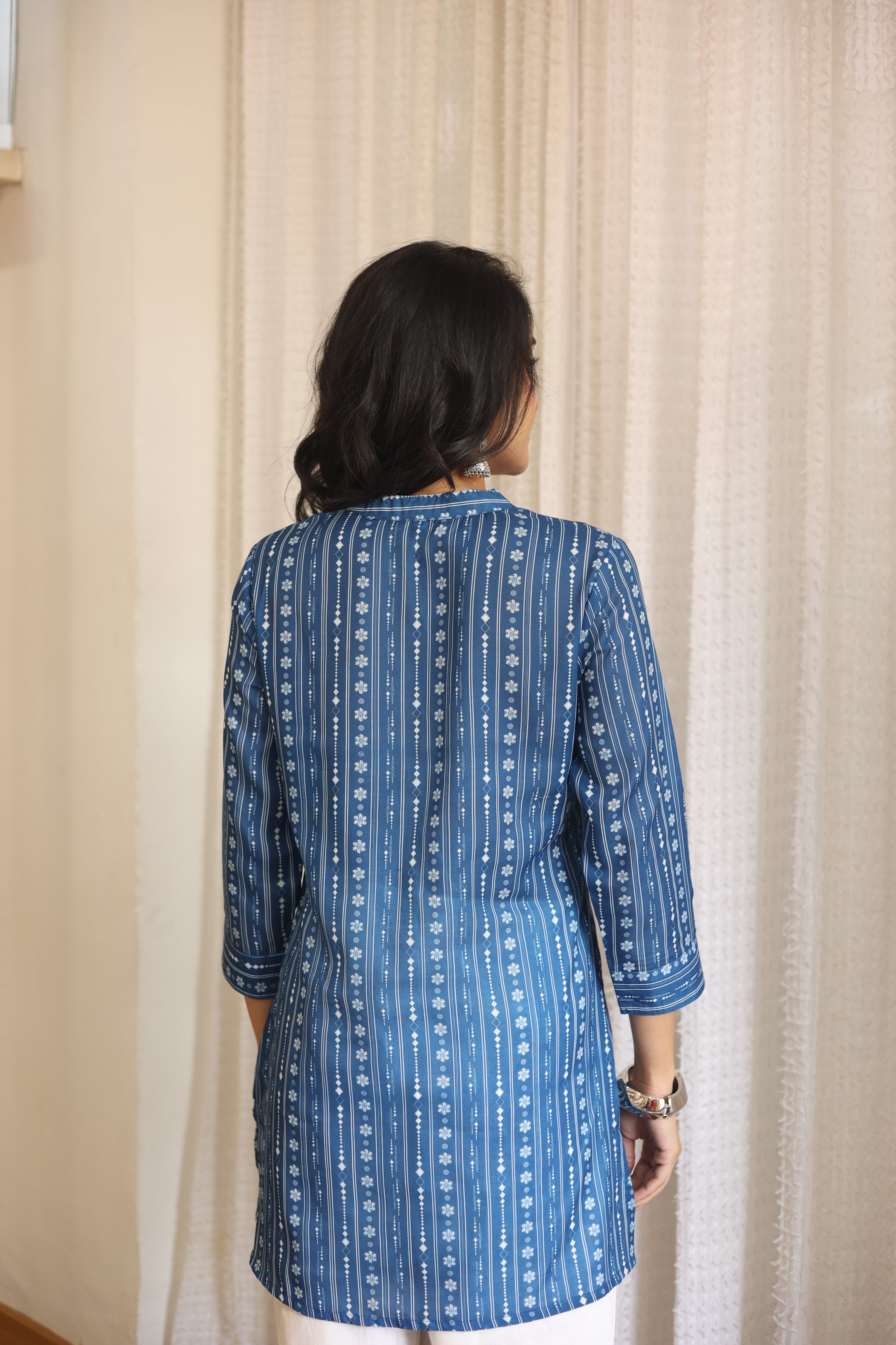 Blue Floral Print Cotton Round Neck Top for Women