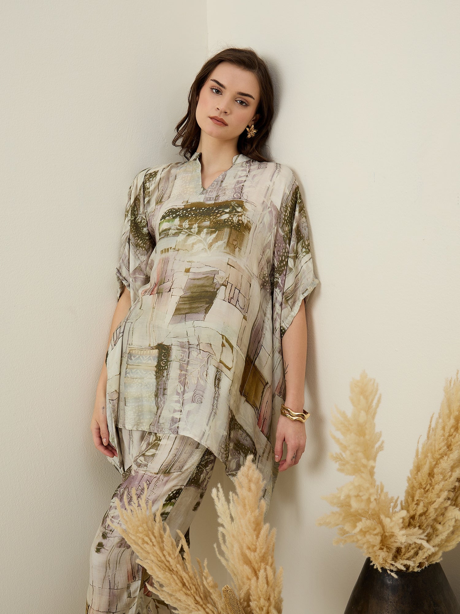 Cream V-Neck Viscose Rayon Printed Co-ords Set for Women