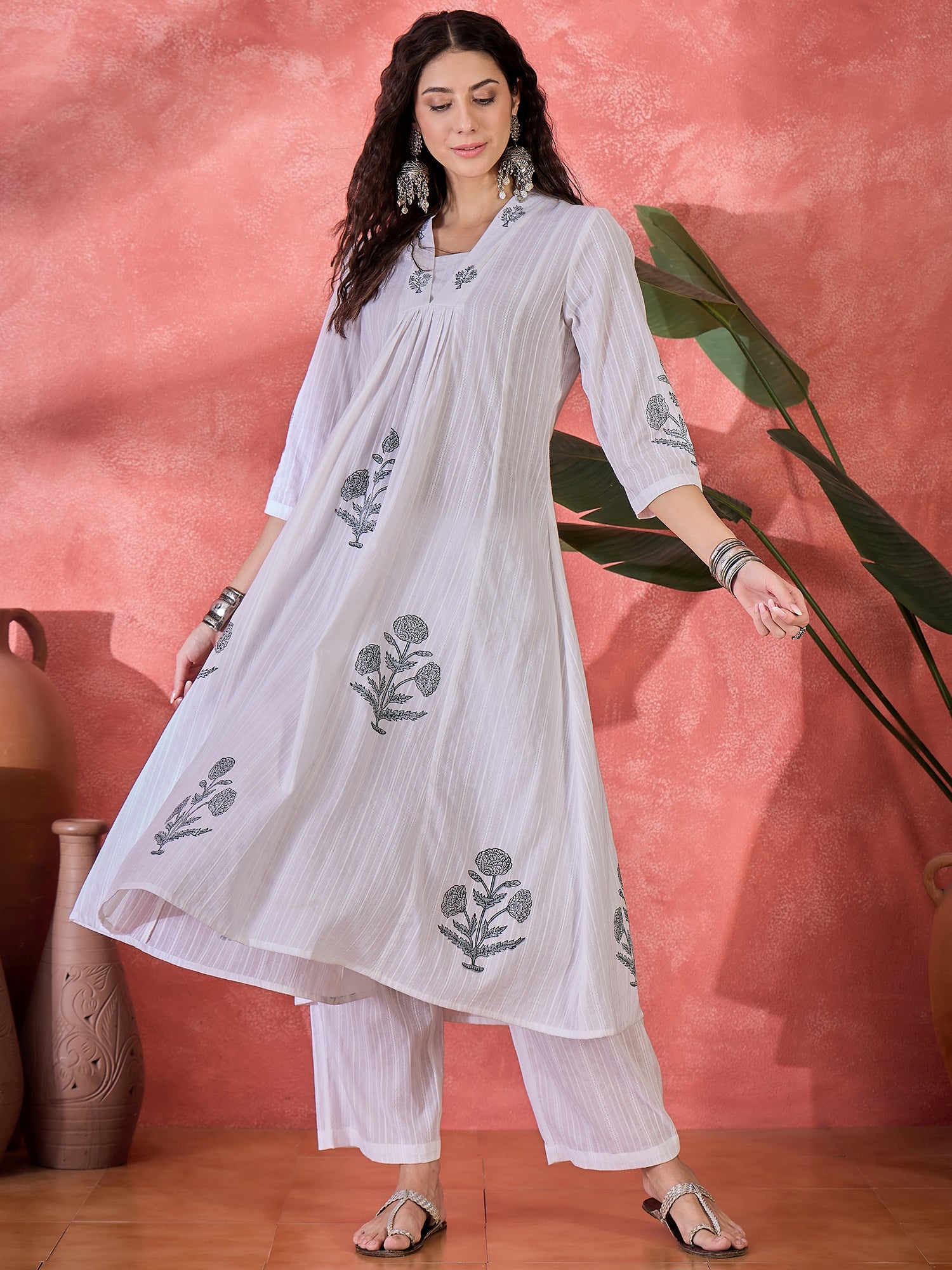 White Pure Cotton V-Neck Floral Kurta Set For Women