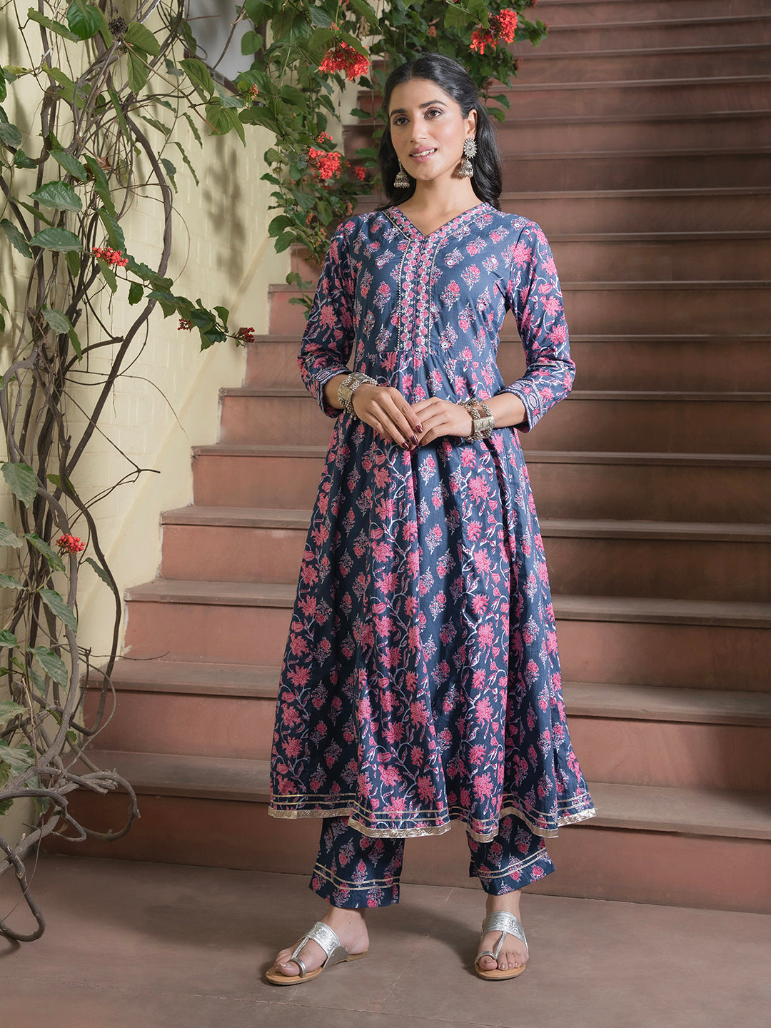 Women set of Pure Cotton 3 pcs Blue Colour Flared Printed Kurta Sets