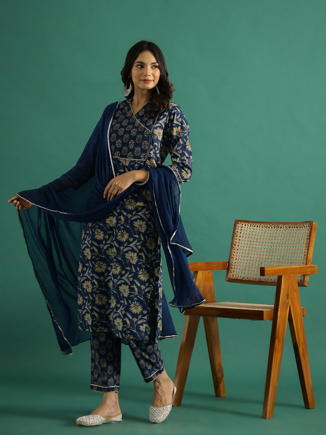 Blue Pure Cotton V-Neck Printed Kurta Set For Women