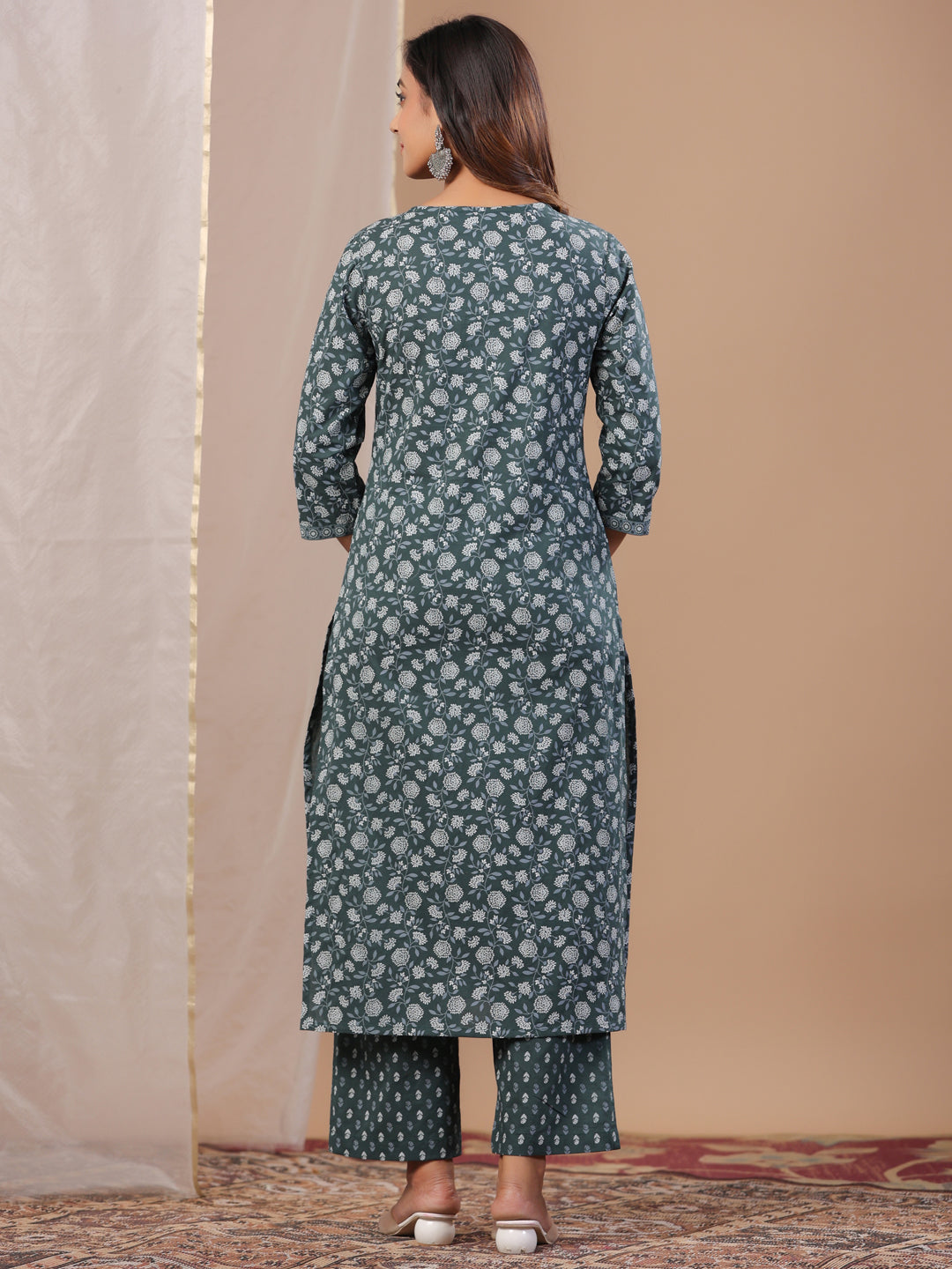 Green Color Pure Cotton Floral Printed Round Neck Kurta Set
