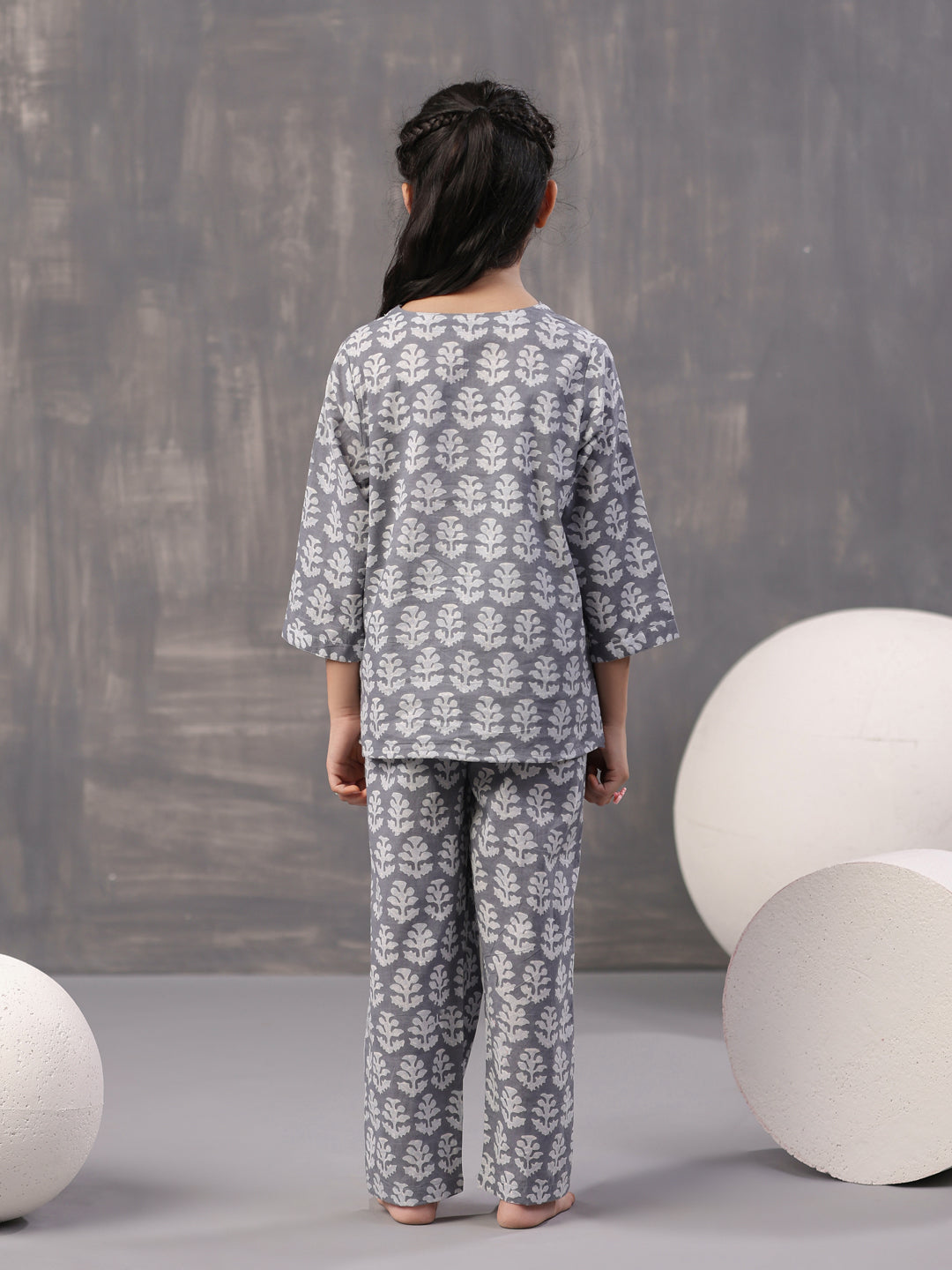 Flower Printed Cotton Kids Night Suit - SanskrutiHomes 