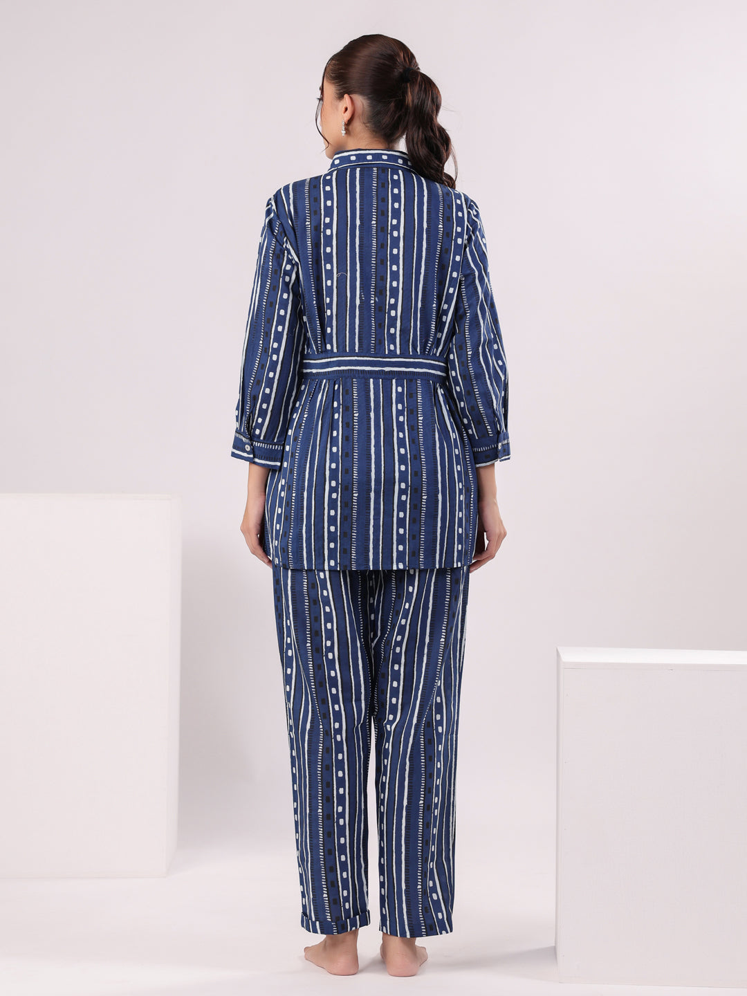 Blue Strait Line Printed Night Suit - SanskrutiHomes 