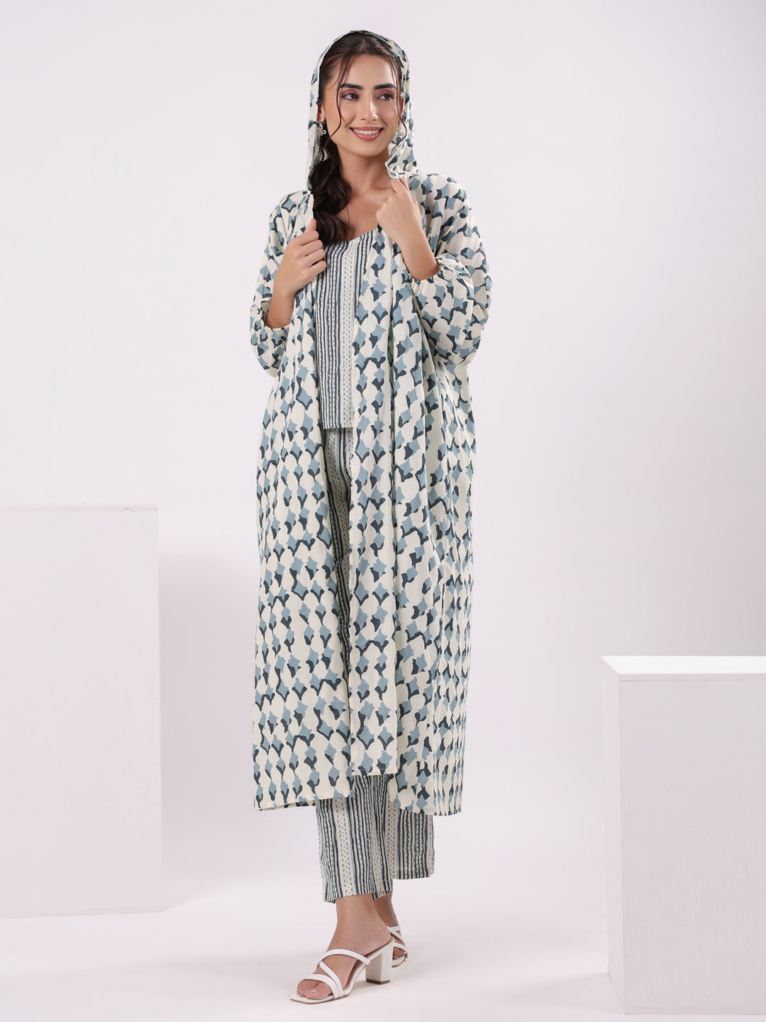Blue & White 3 Piece Robe Loungewear Set
