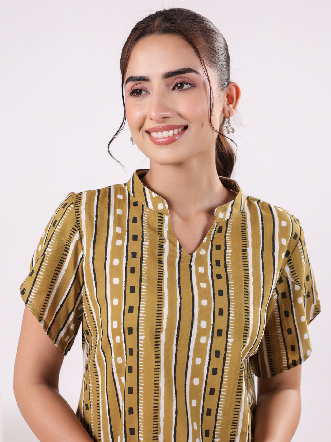 Cotton Stripted Printed Night Suit for Women - SanskrutiHomes 