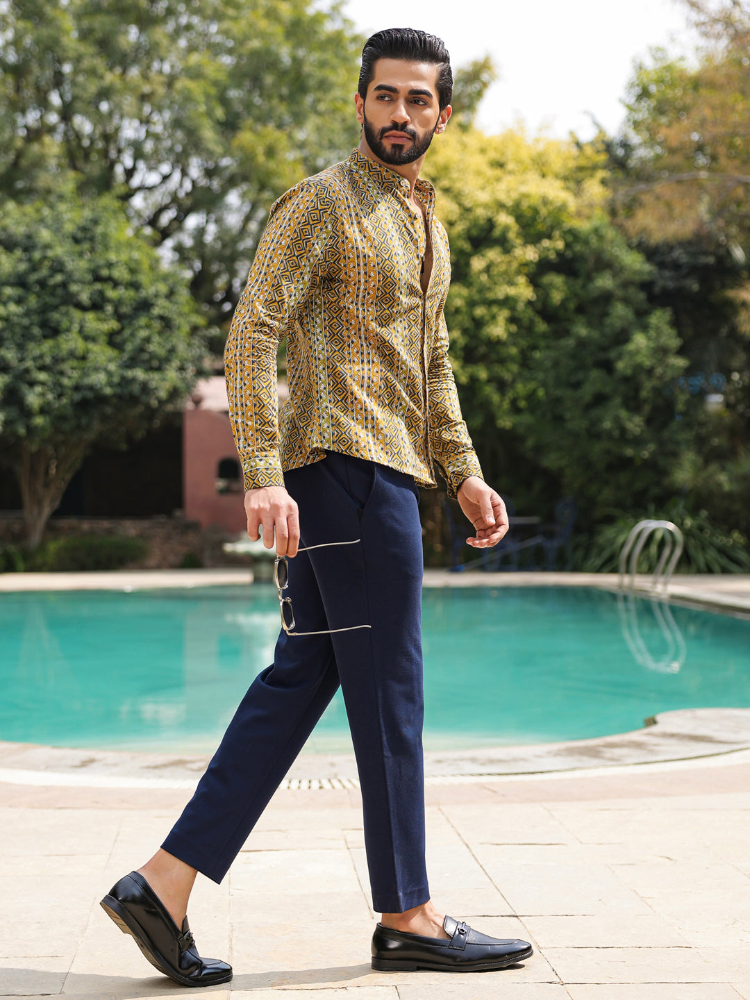 Men's  Pure Cotton Olive Casual Shirt