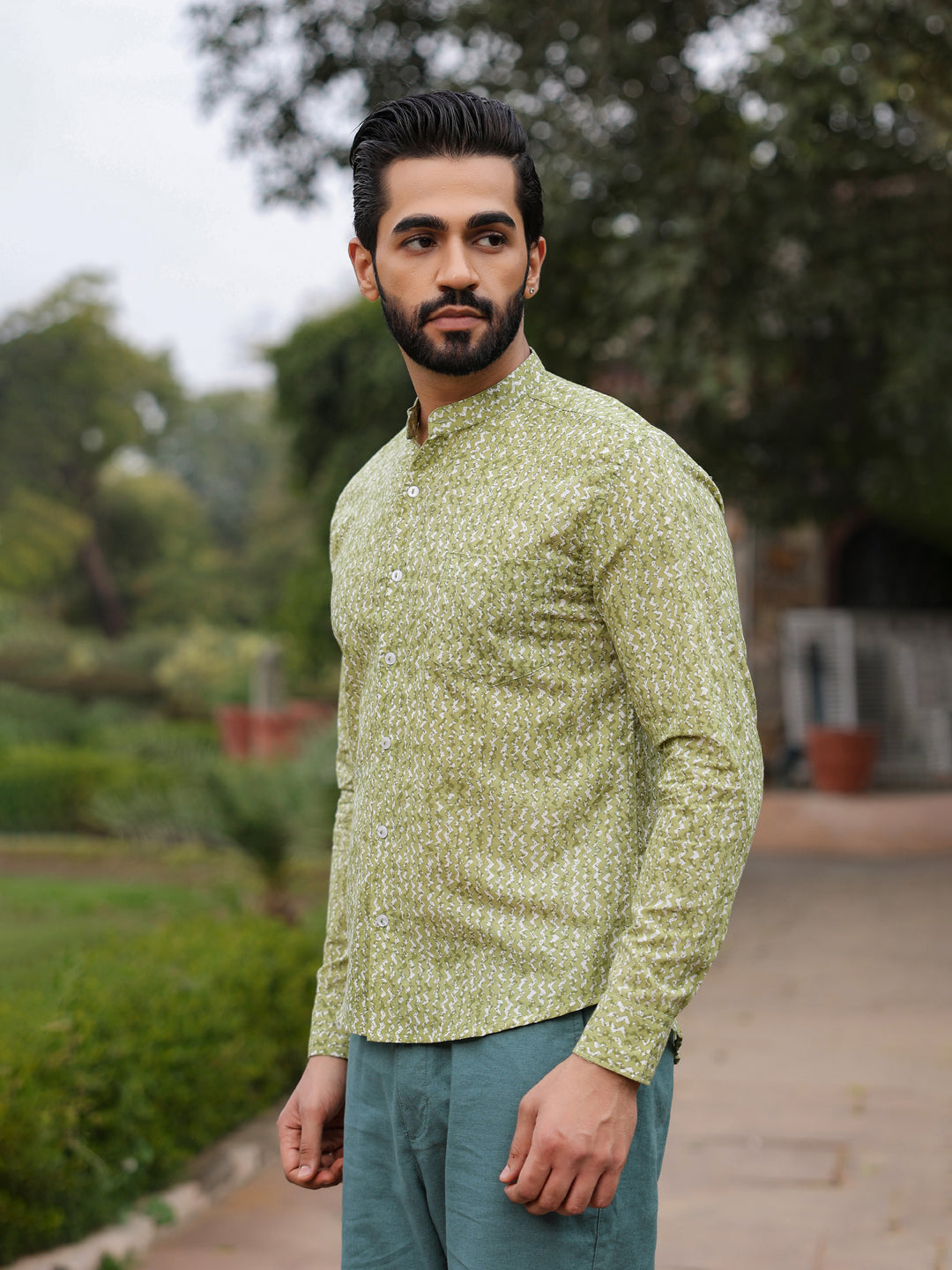 Men's Pure Cotton Green Casual Shirt - SanskrutiHomes 