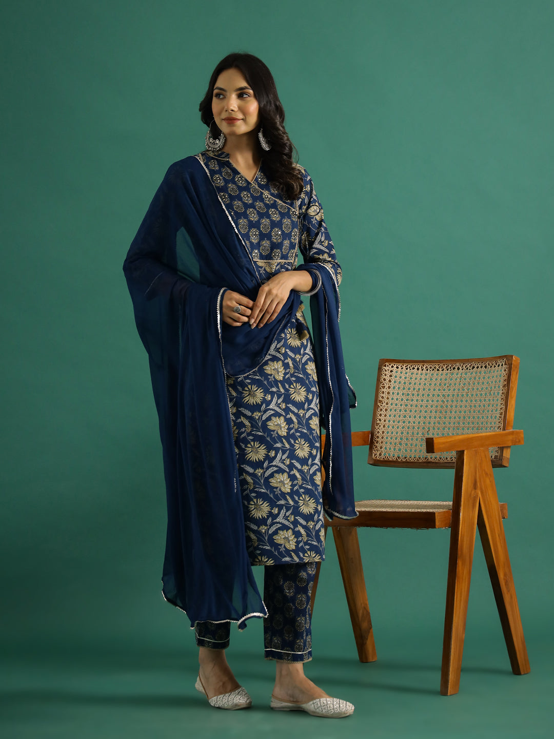 Blue Pure Cotton V-Neck Printed Kurta Set For Women