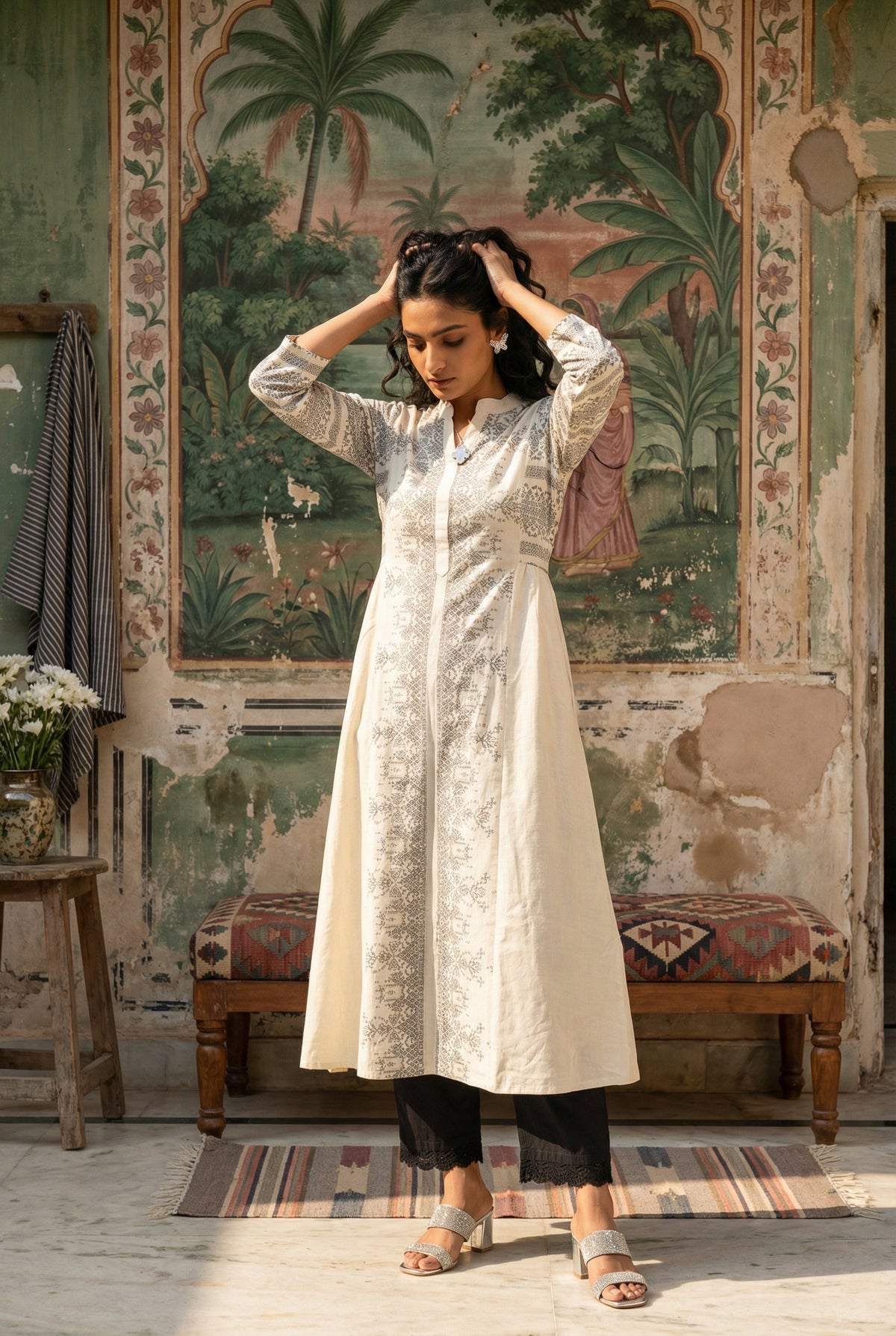 Off White Abstract Print Mandarin Collar Pure Cotton Kurta Set For Women