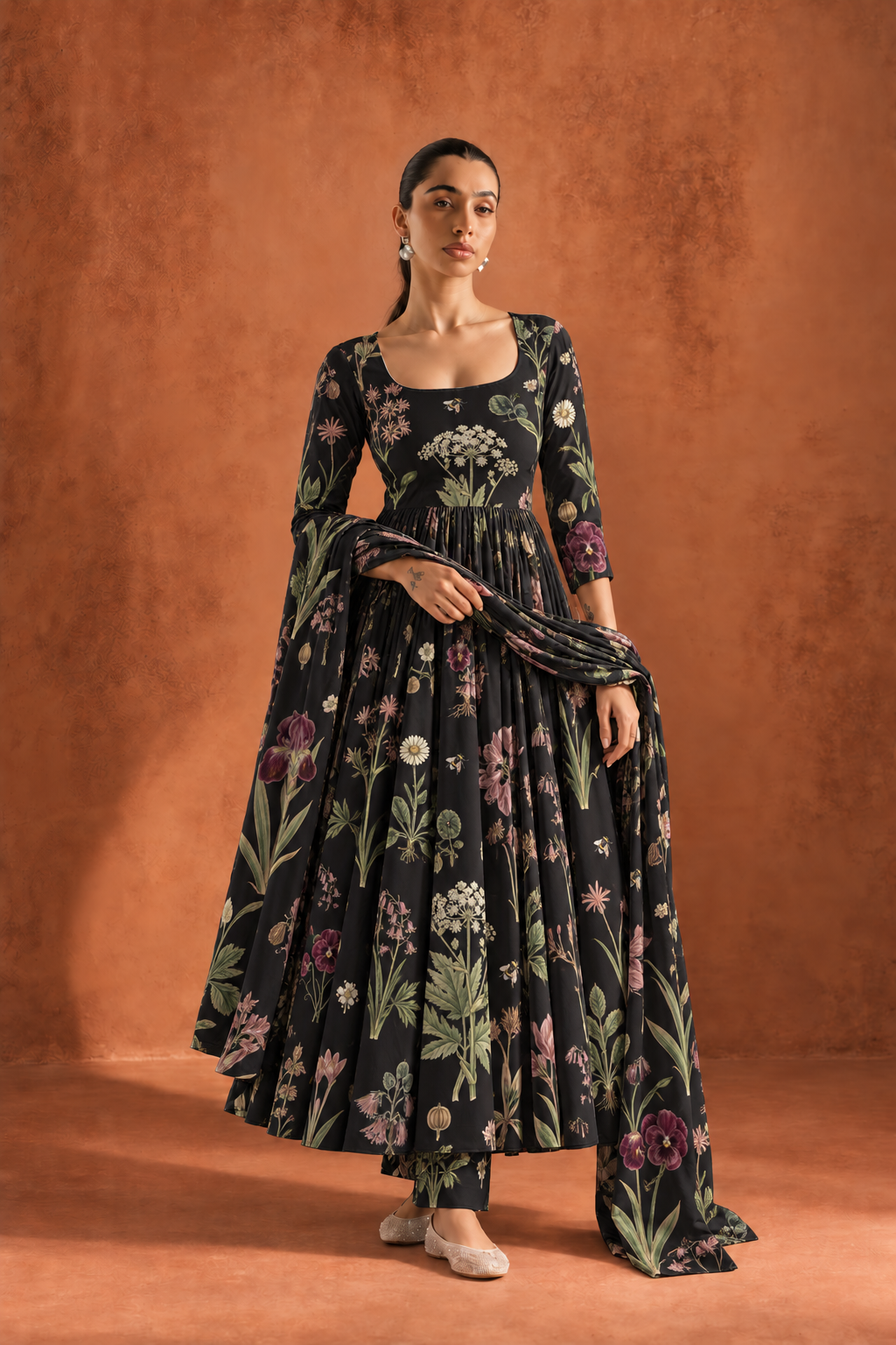 Black Floral Print Round Neck Anarkali Kurta Set With Dupatta For Women