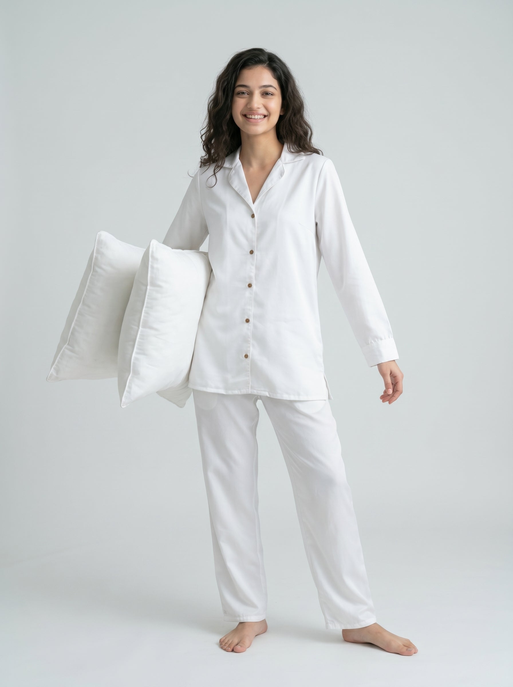 White Solid Lapel Collar Pure Silk Night Suit For Women