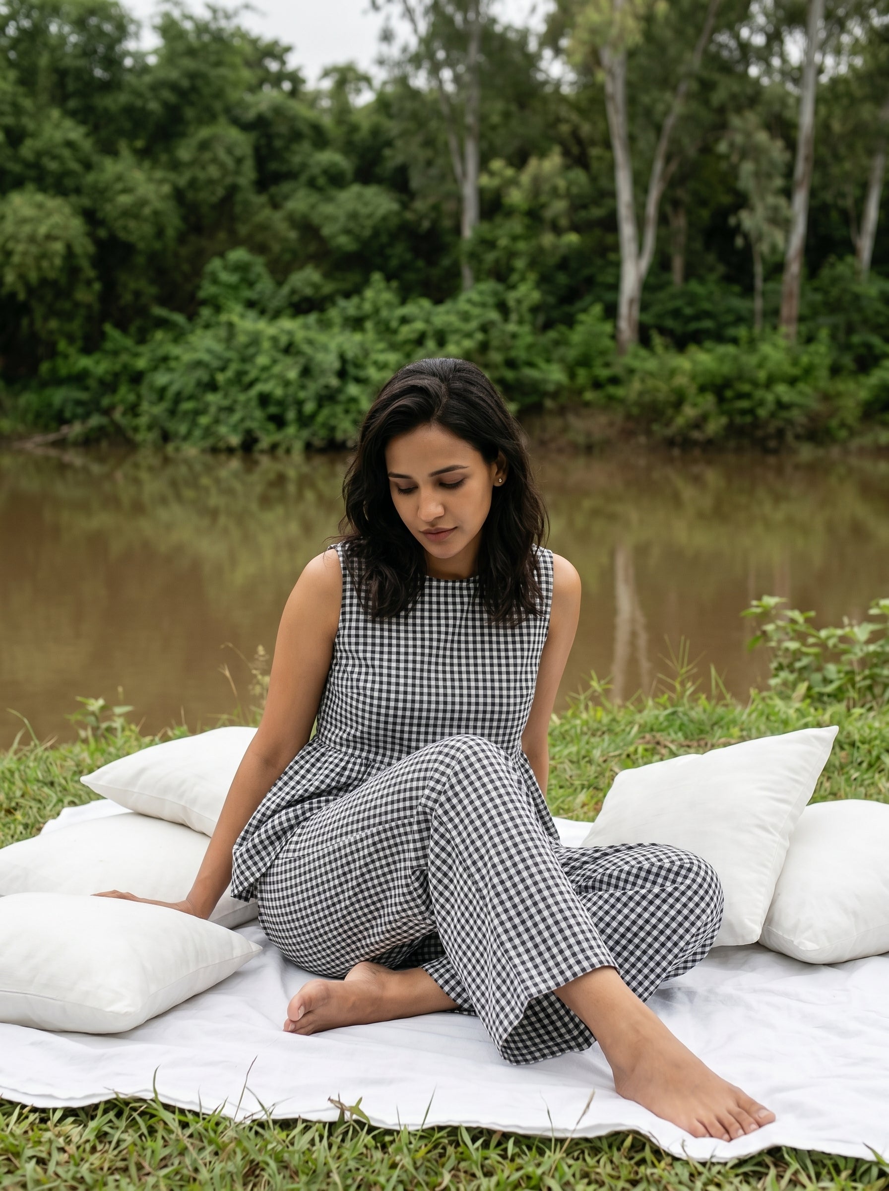 Black Round Neck Checked Pure Cotton Night Suit For Women