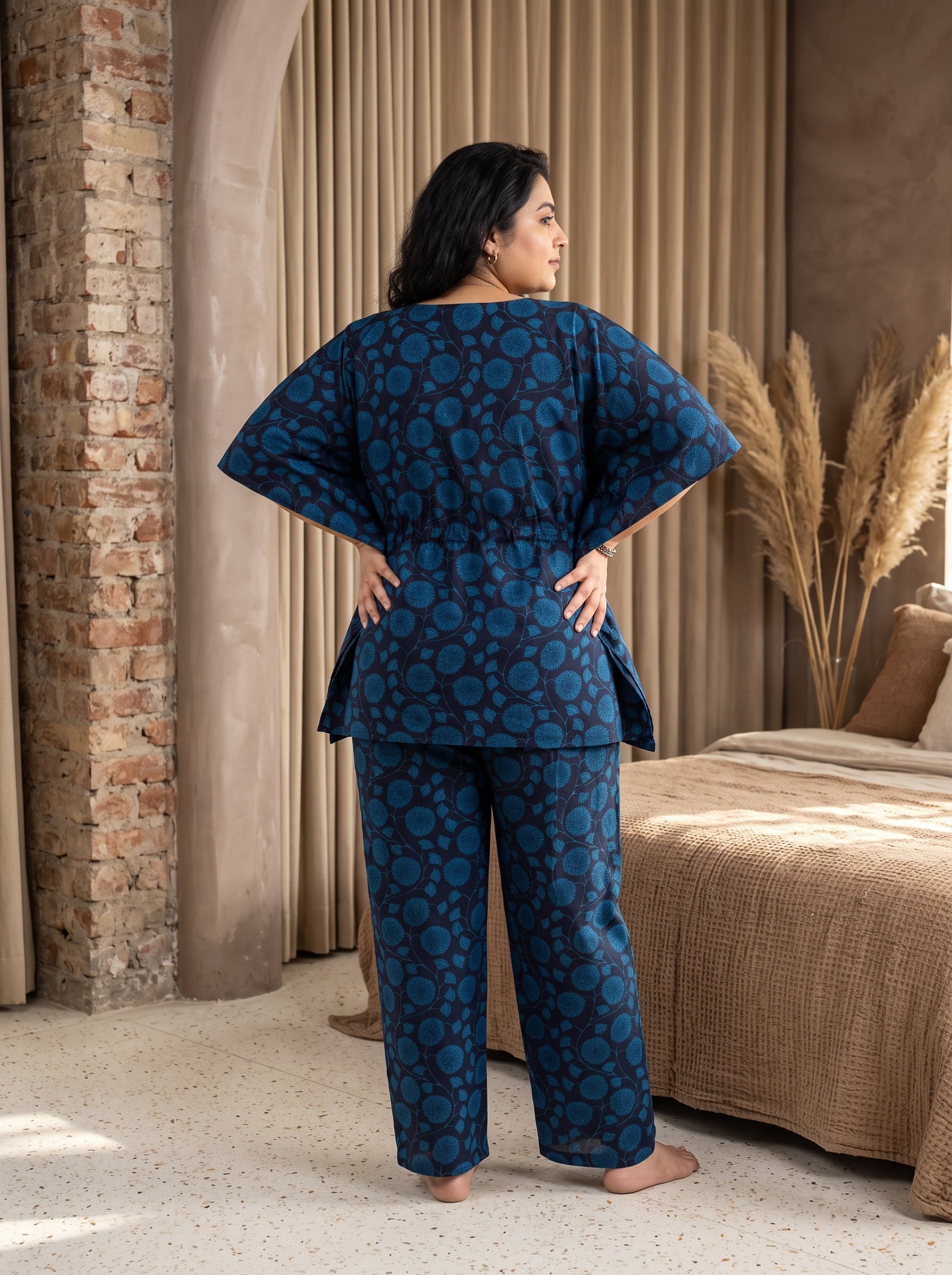 Navy Blue Floral Print Sweetheart-Neck Cotton Plus Size Kaftan Set For Women