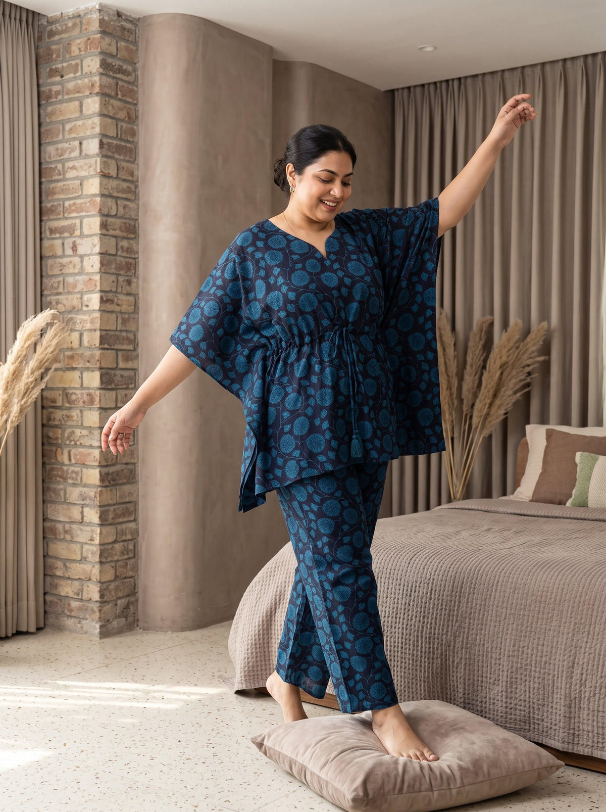 Navy Blue Floral Print Sweetheart-Neck Cotton Plus Size Kaftan Set For Women