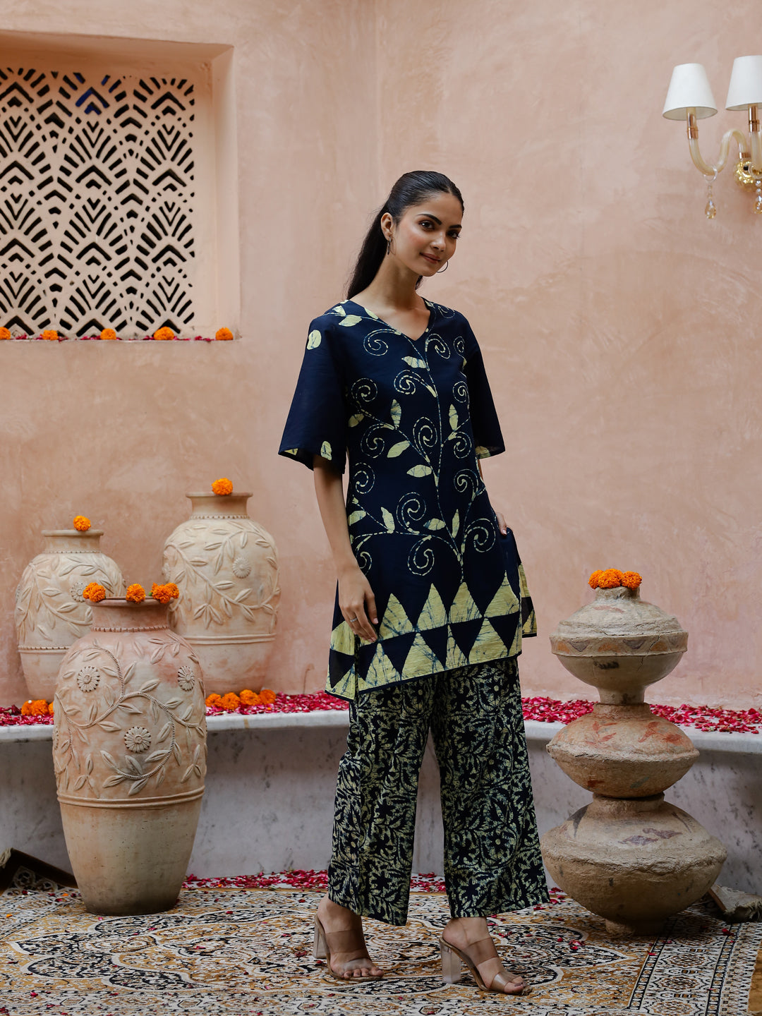 Blue Flower Printed V-Neck Kurta Set