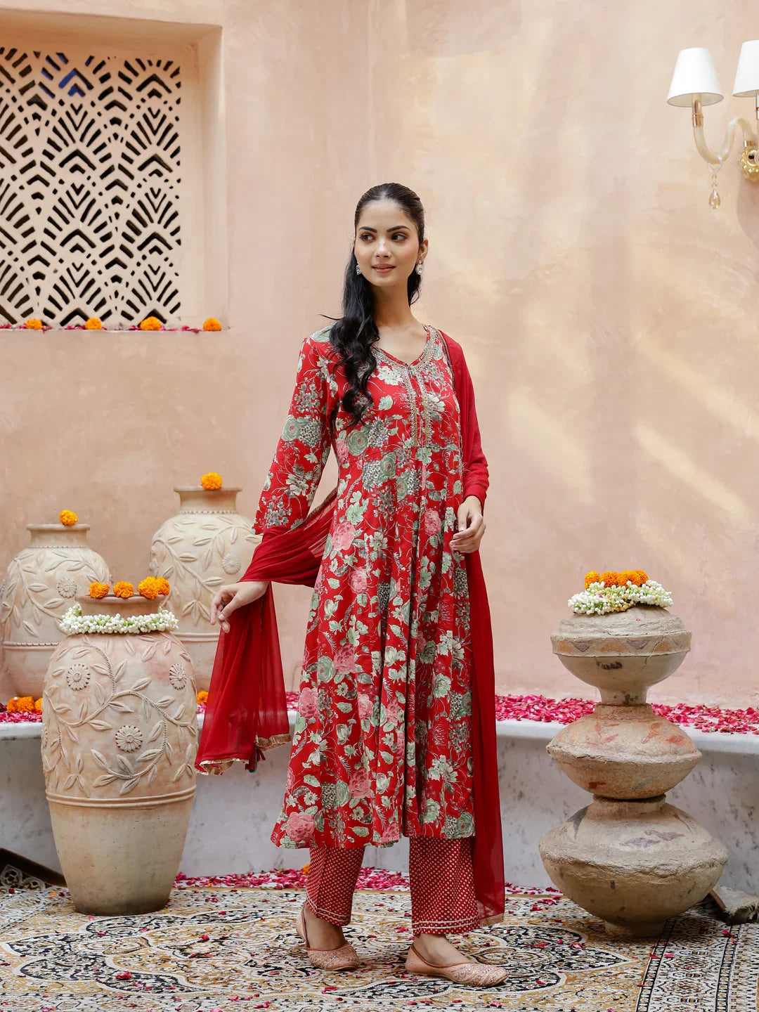 Red Floral Print V-Neck Cotton Kurta Set For Women