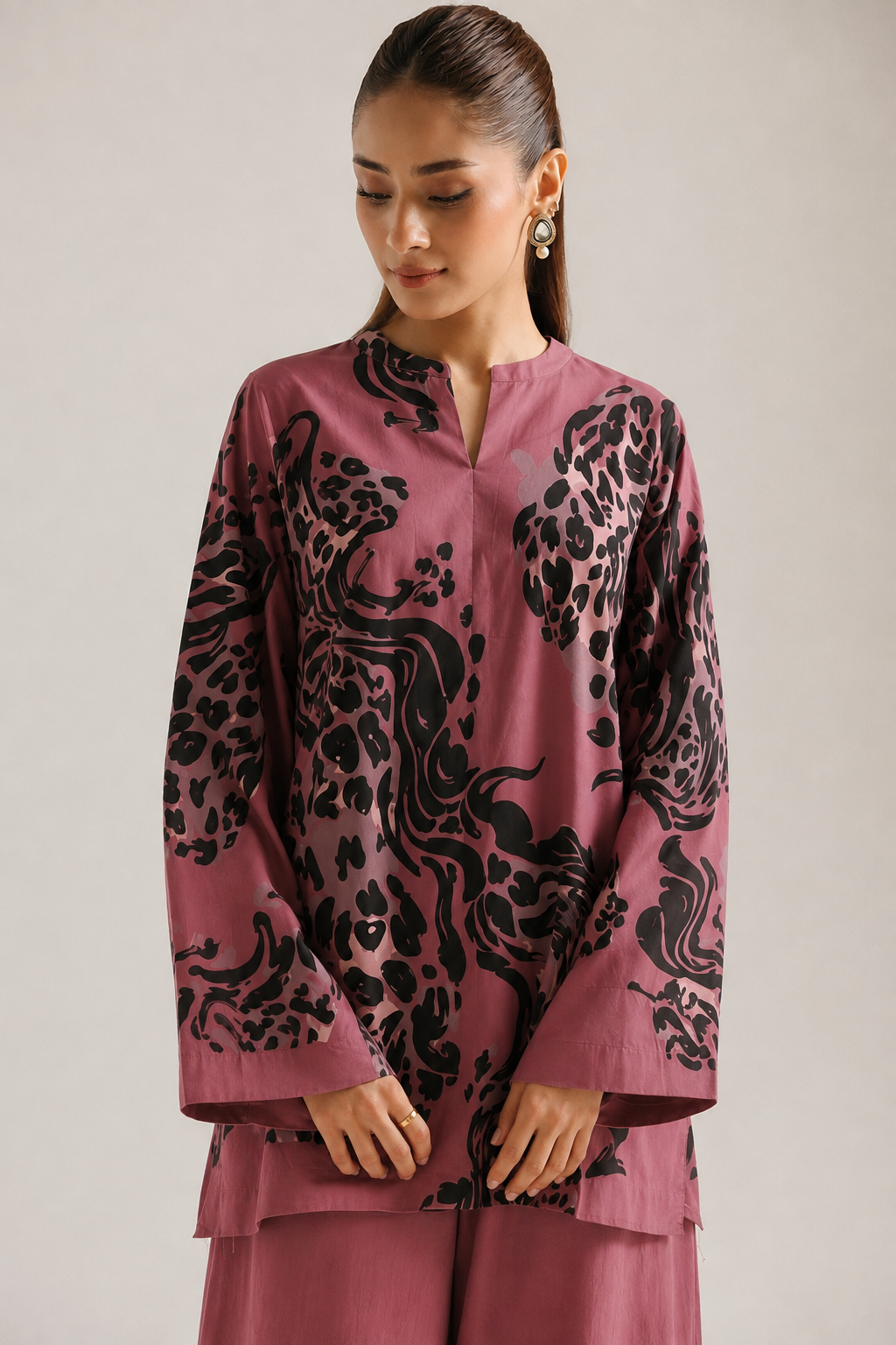 Rose Pink V-Neck Animal & Paisley Print Farsi Salwar Co-Ord Set For Women