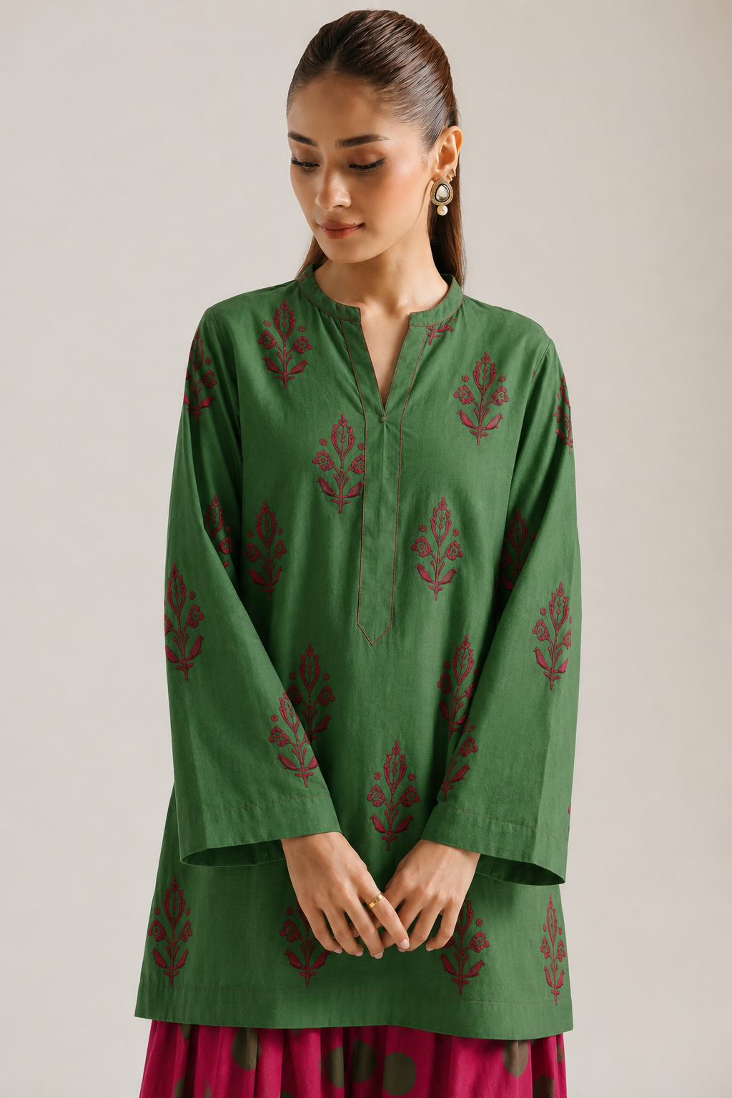 Green Mandarin Neck Floral Print Pure Cotton Farsi Salwar Co-Ord Set For Women