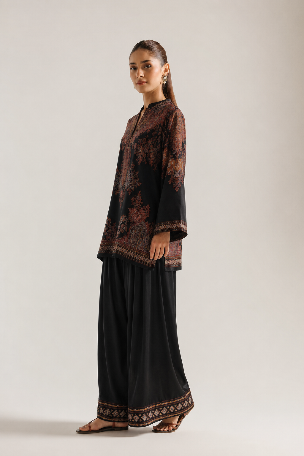 Black Ethnic Paisley Print V-Neck Pure Cotton Farshi Salwar Co-Ord Set For Women