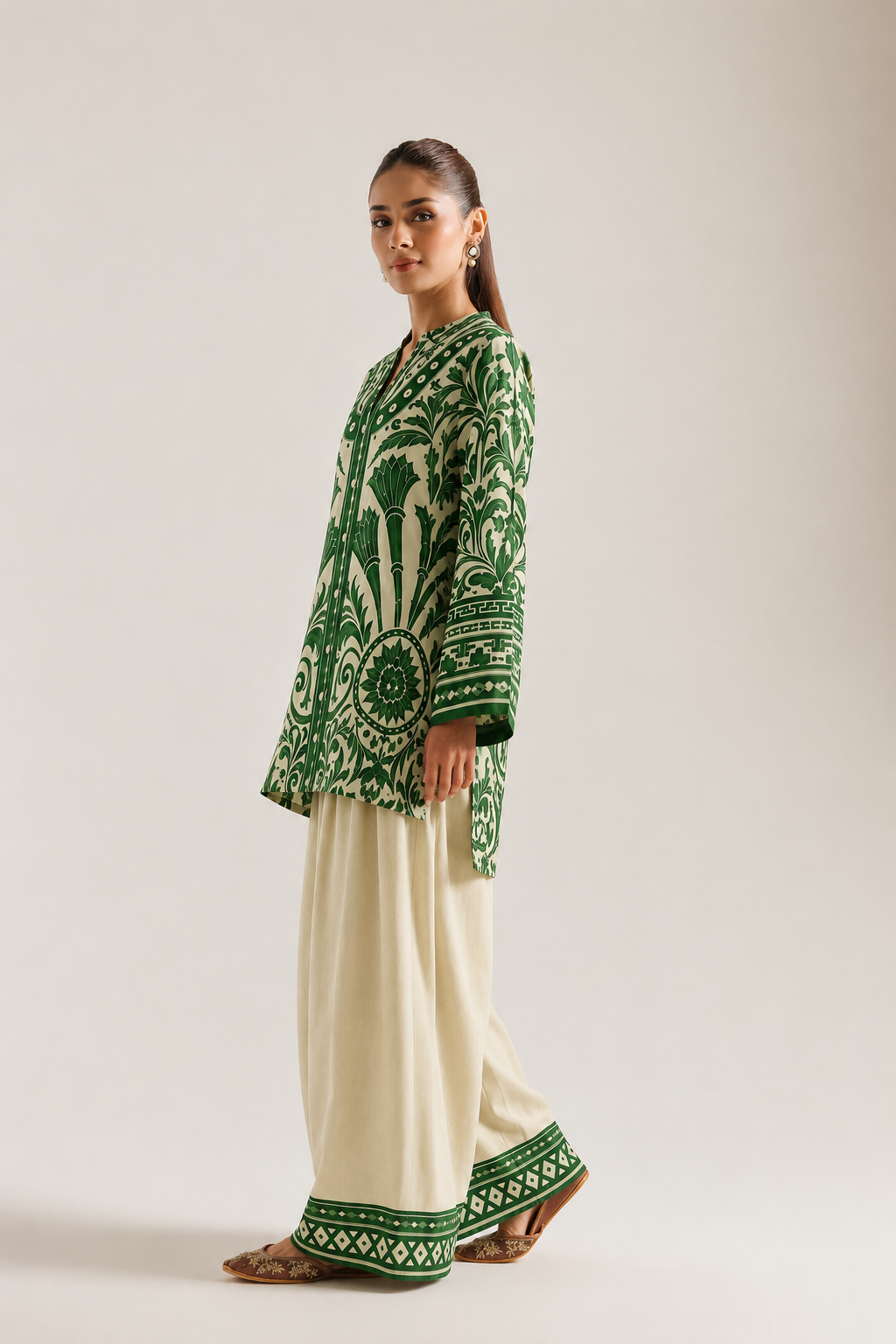 Green Floral Print Mandarin Neck Farshi Salwar Co-Ord Set For Women