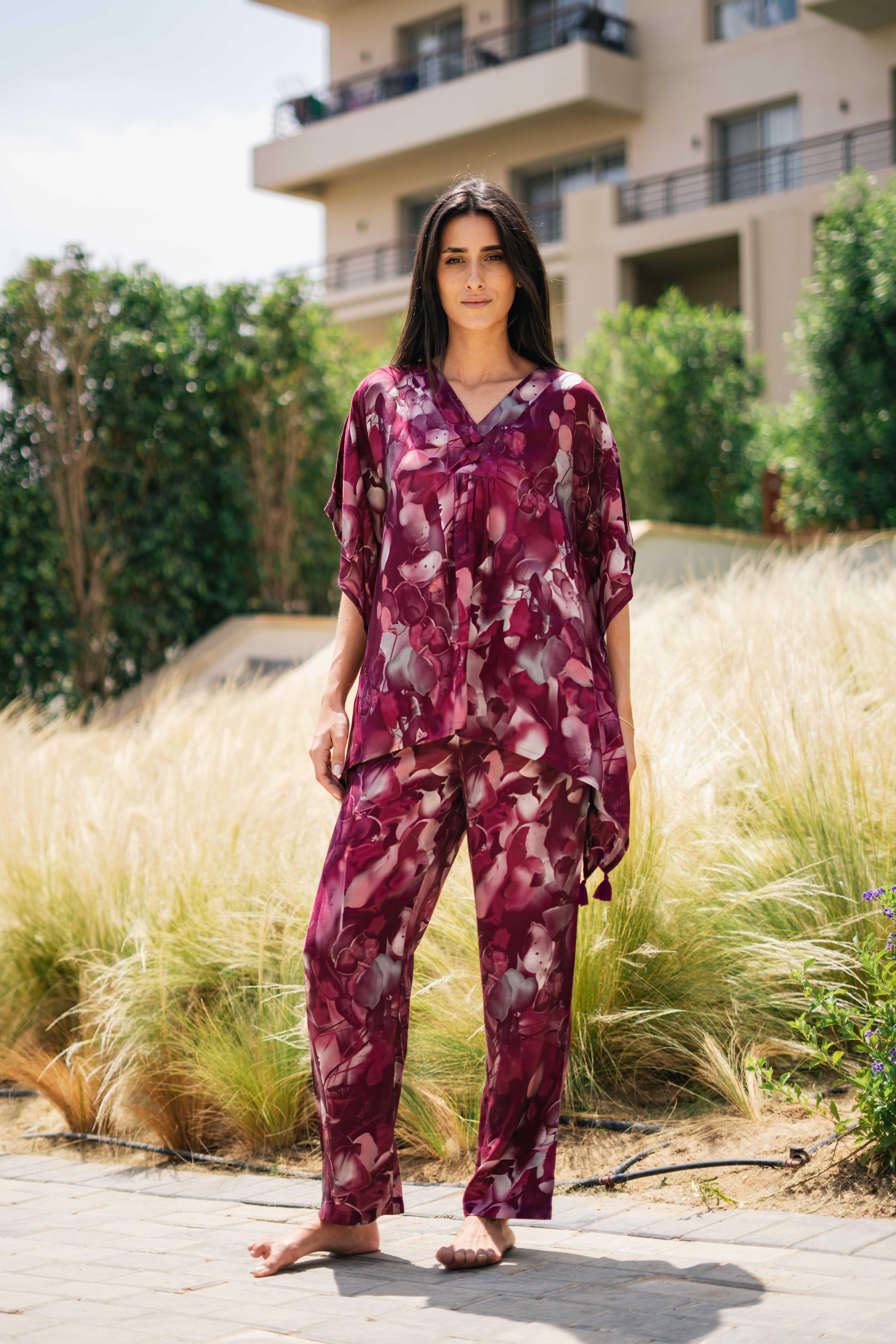 Floral Printed V-Neck Co-ords Set for Women - SanskrutiHomes 