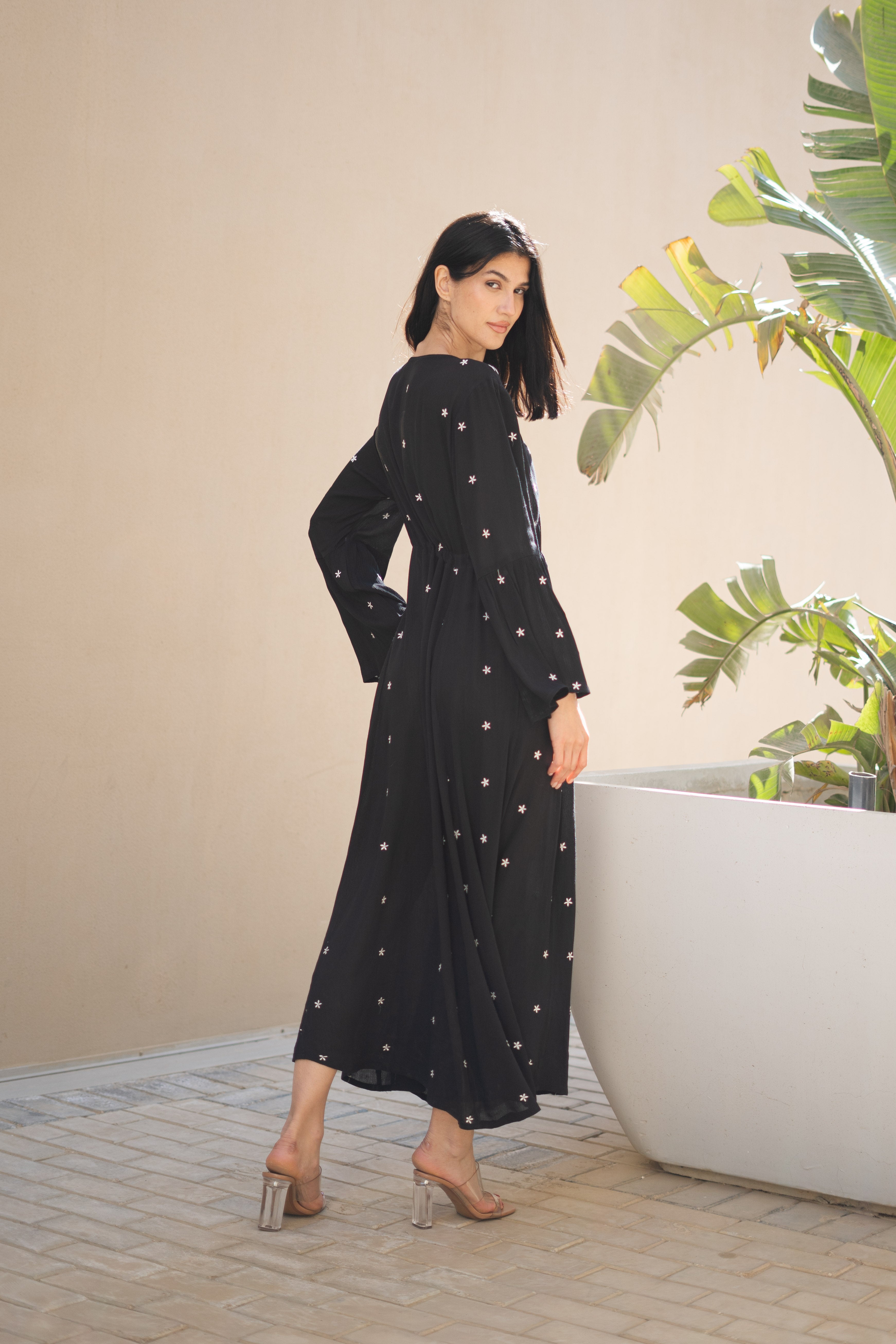 Women Viscose Rayon Black Solid Printed Dress