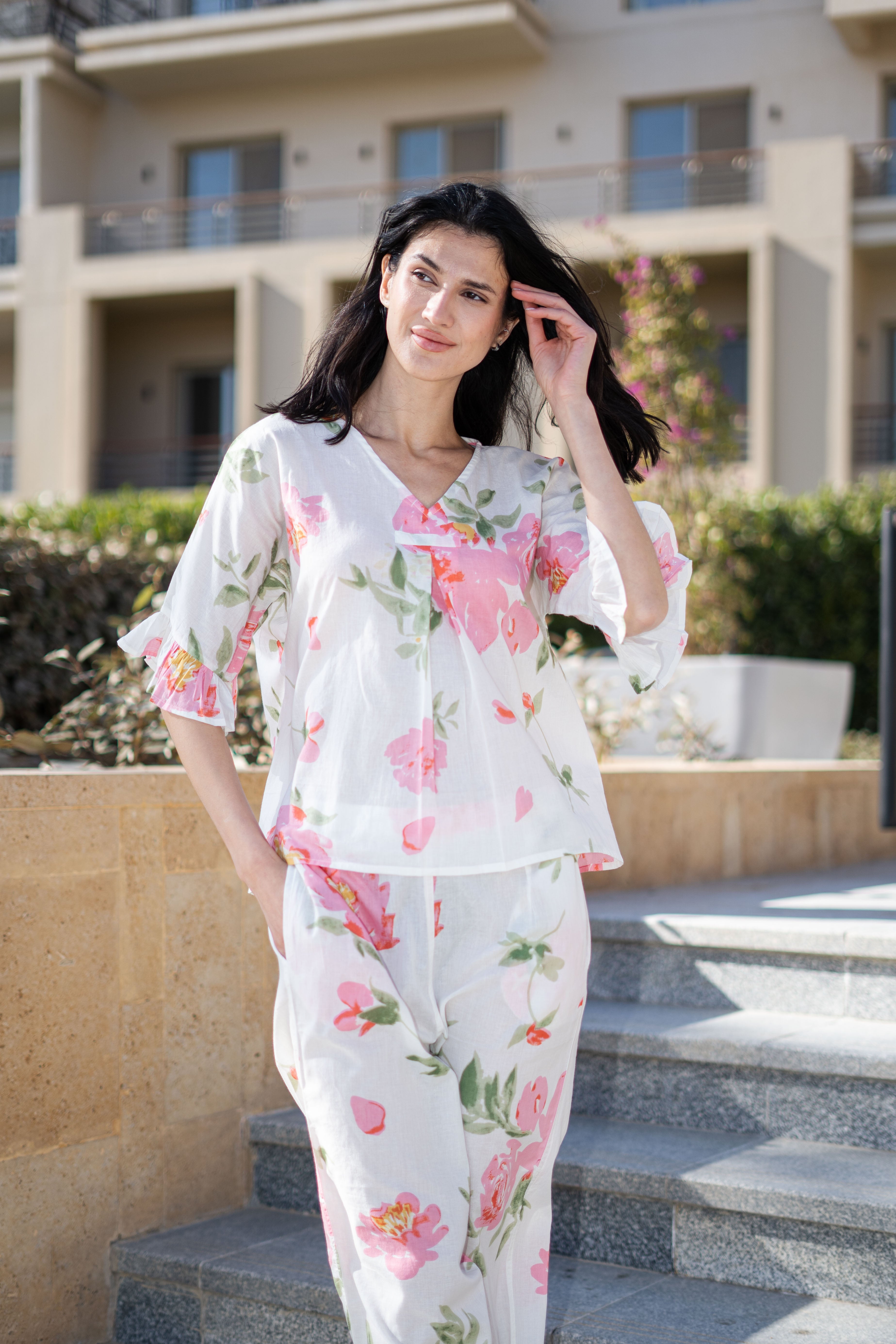 White V-Neck Floral Printed Night Suit for Women - SanskrutiHomes 