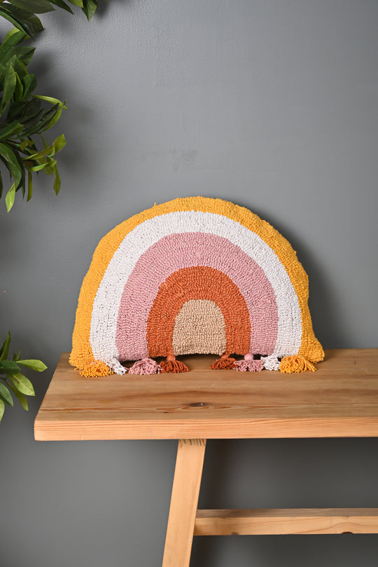 Half Round Shape Multicolor Truffted Cushion Cover