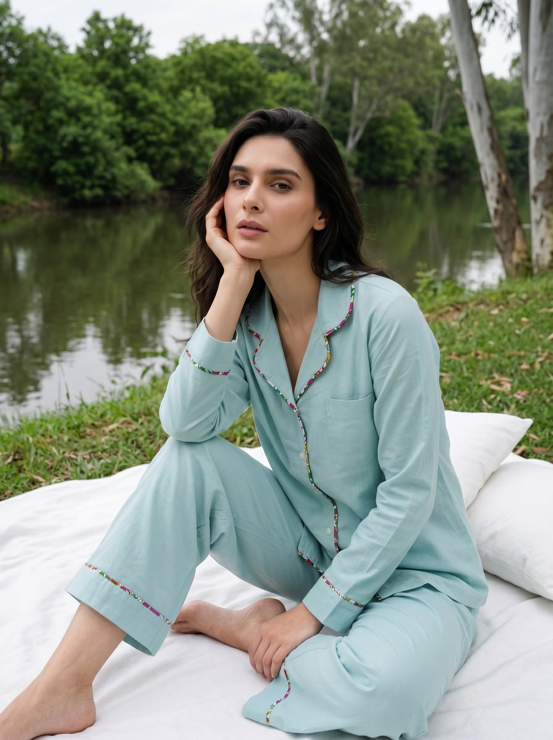 Sea Green Solid V-Neck Pure Cotton Night Suit For Women