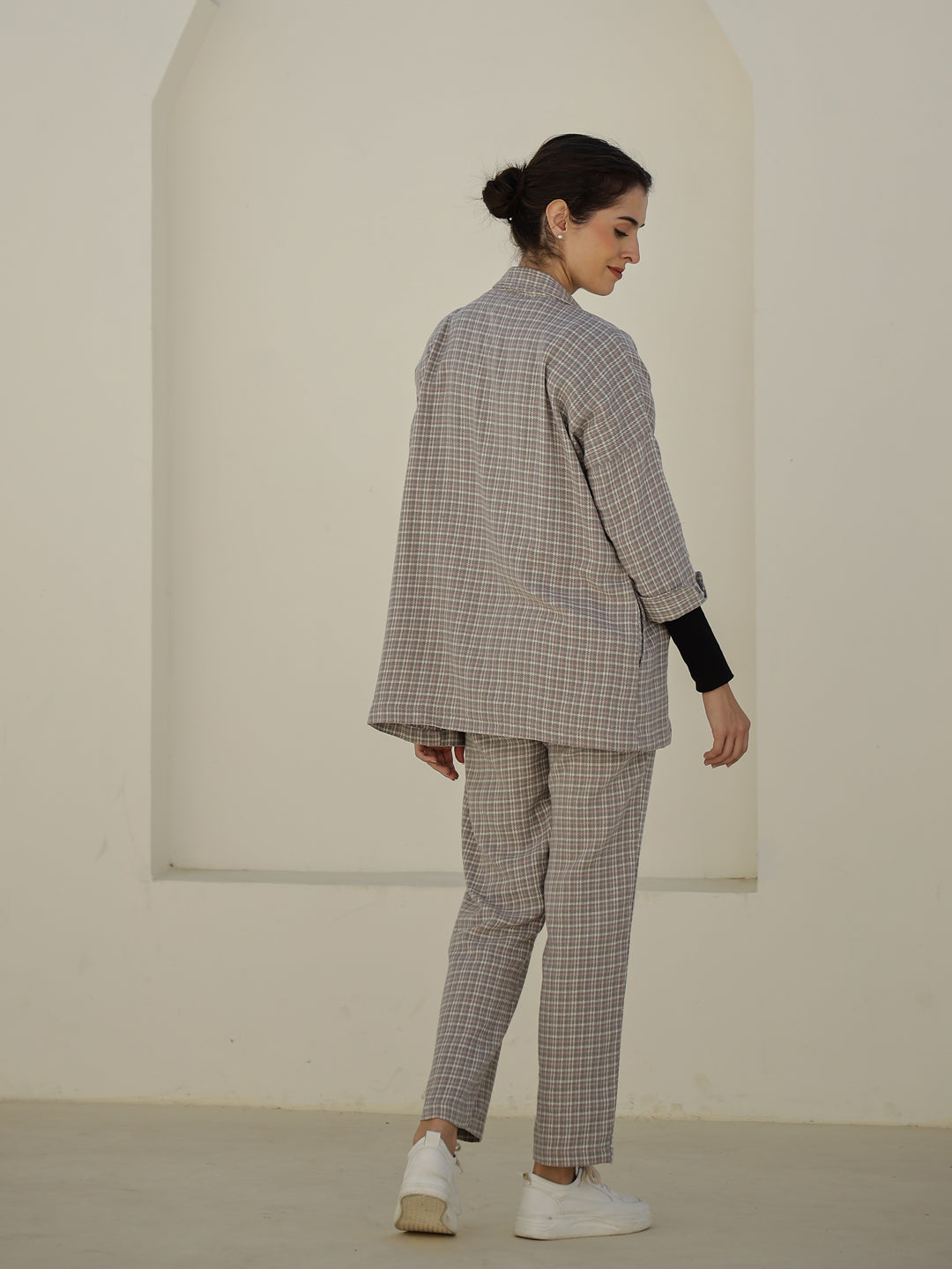 Grey Color Cashmere Strips Printed Lapel Collar Co-Ords Set