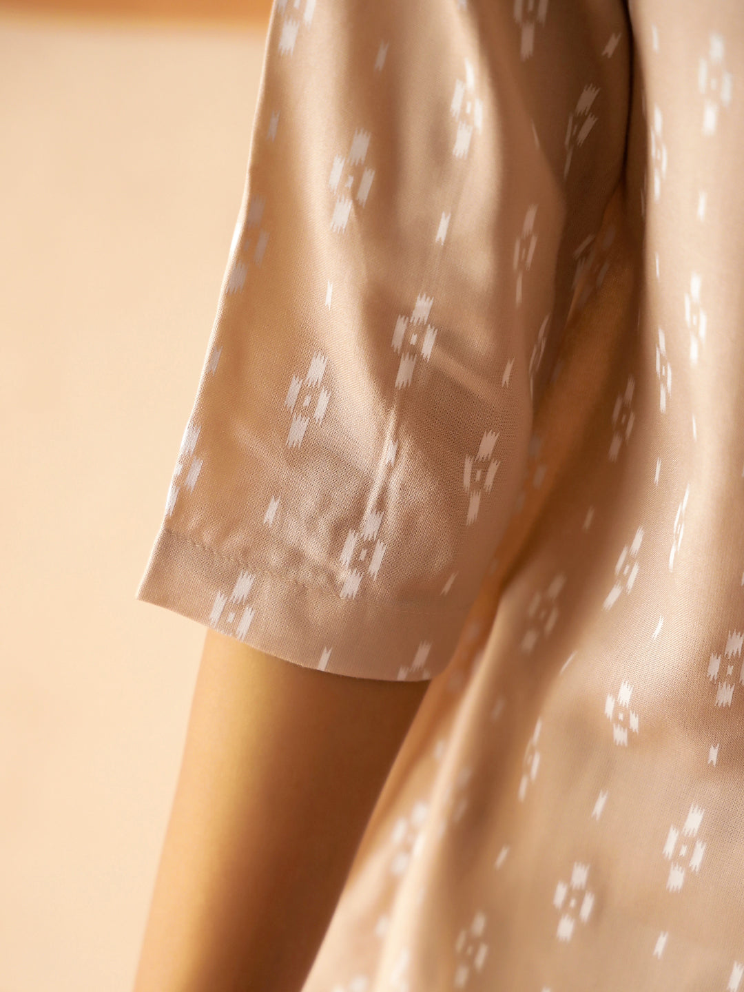 Cream Round Neck Viscose Rayon Printed Ethnic Motifs Night Suit For Women