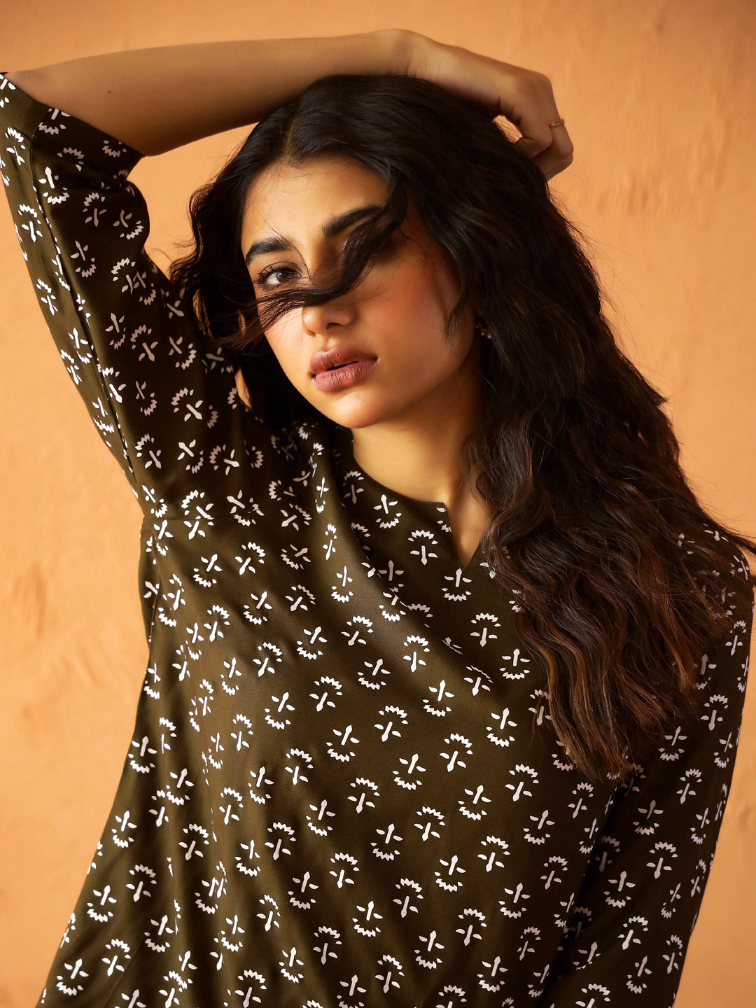 Olive Round Neck Viscose Rayon Printed  Night Suit For Women