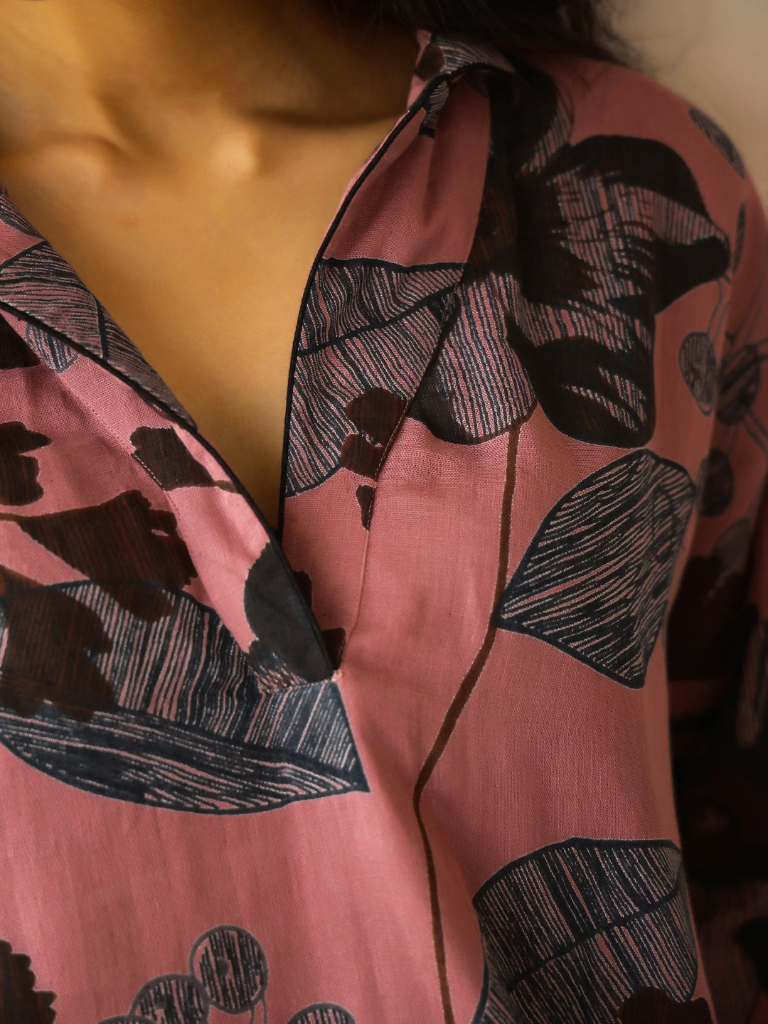 Mauve Shirt Collar Pure Cotton Printed Floral Night Suit For Women